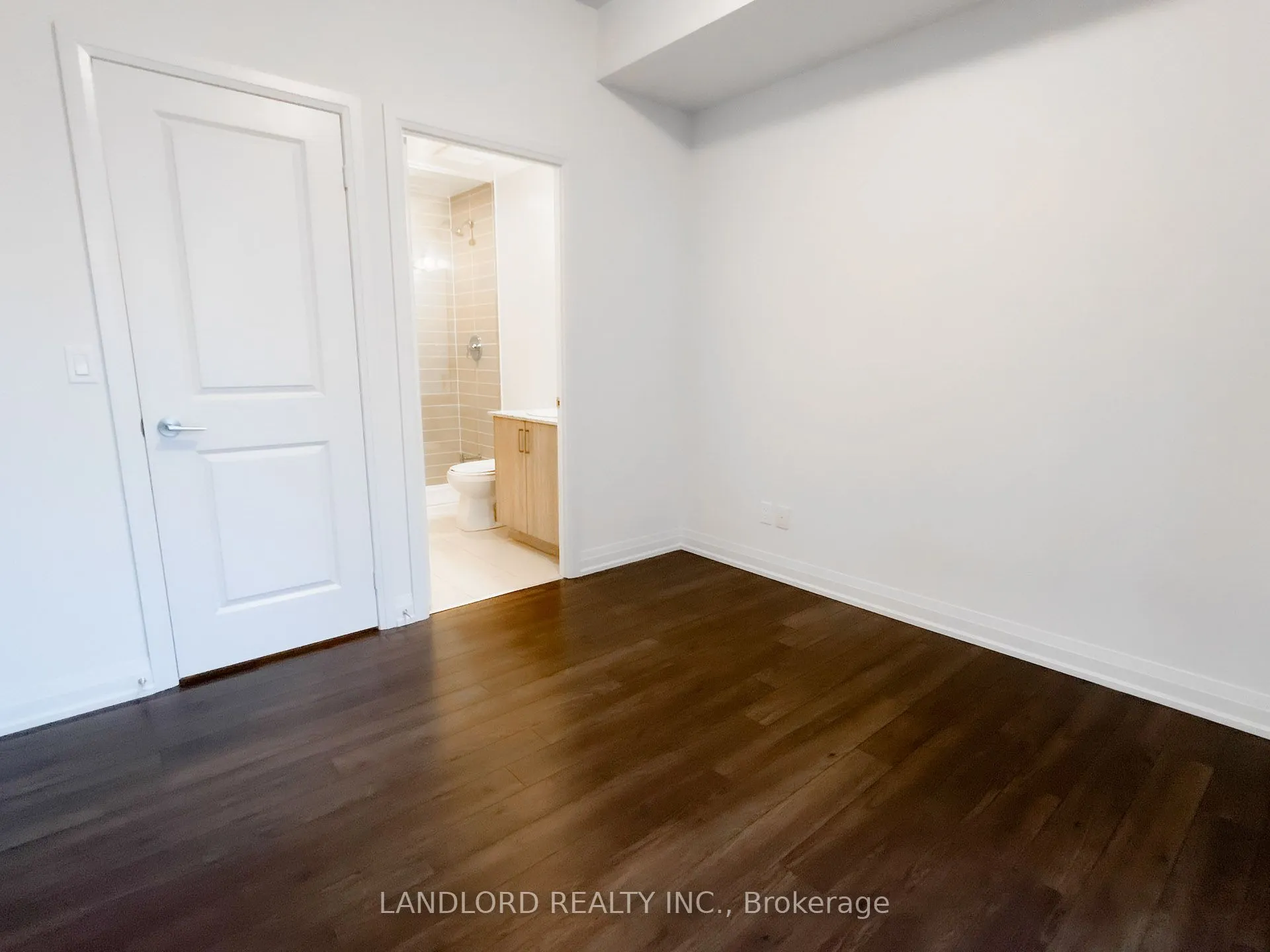 10 Meadowglen Place #1202