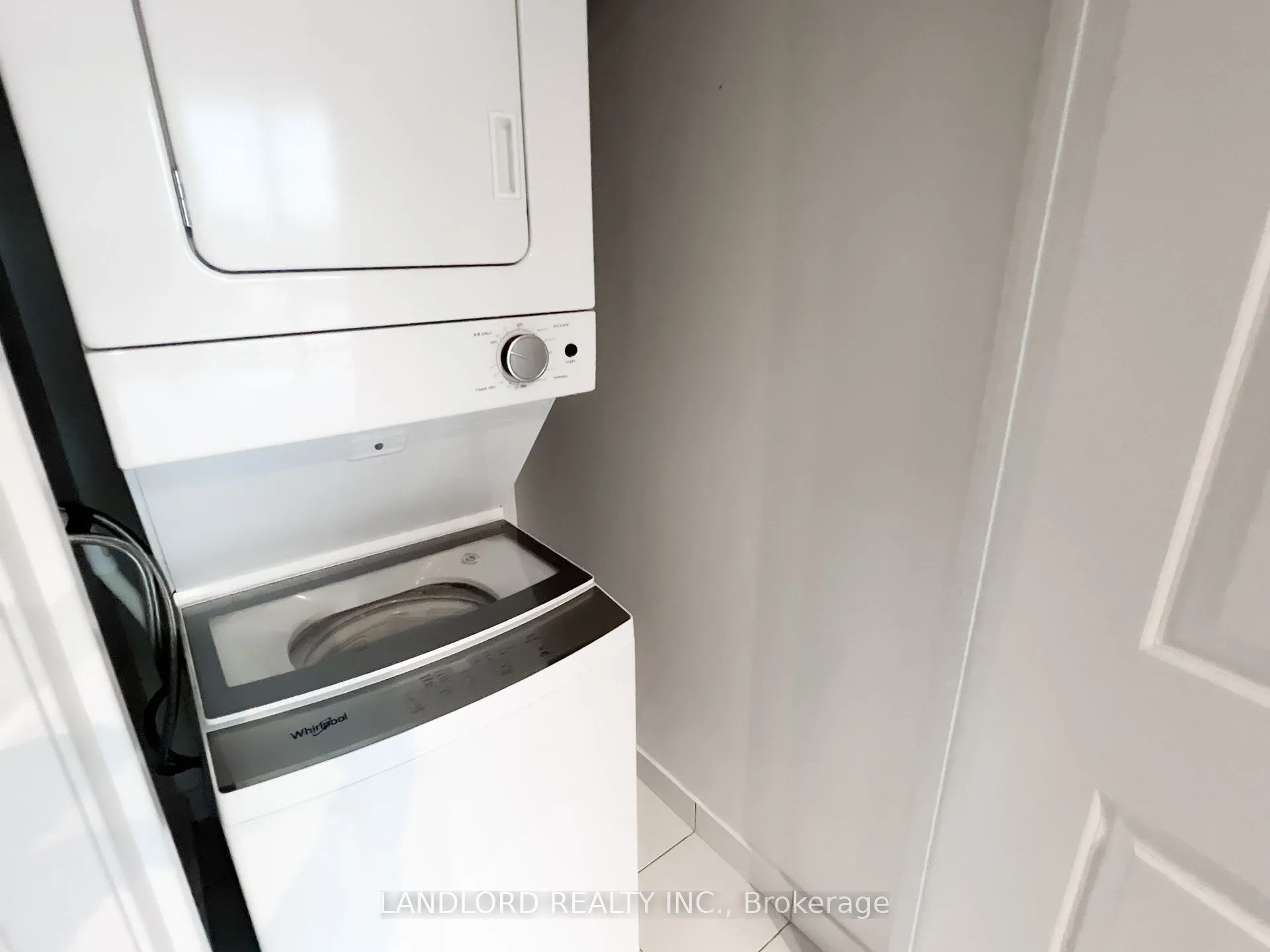 10 Meadowglen Place #1202