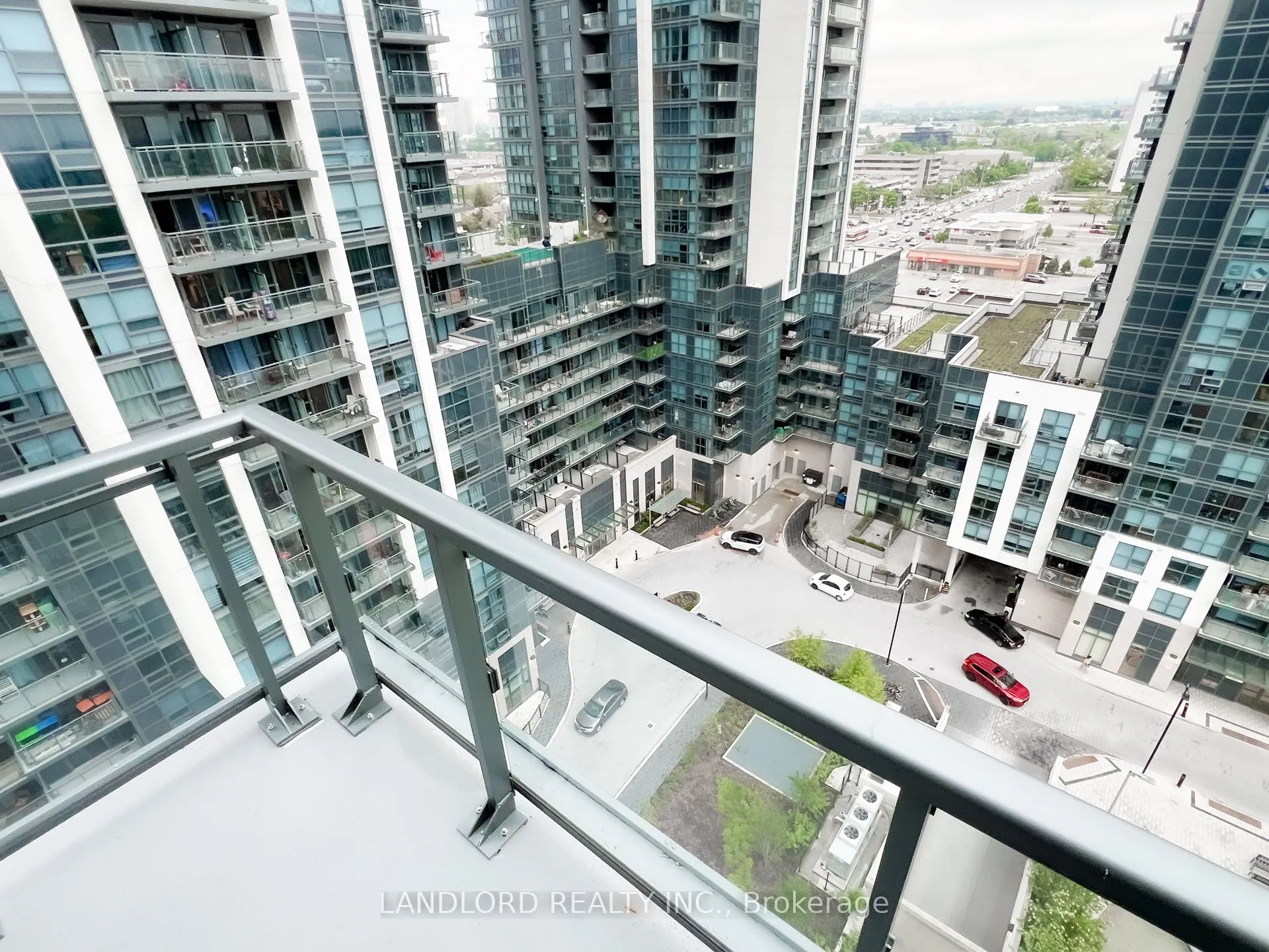10 Meadowglen Place #1202
