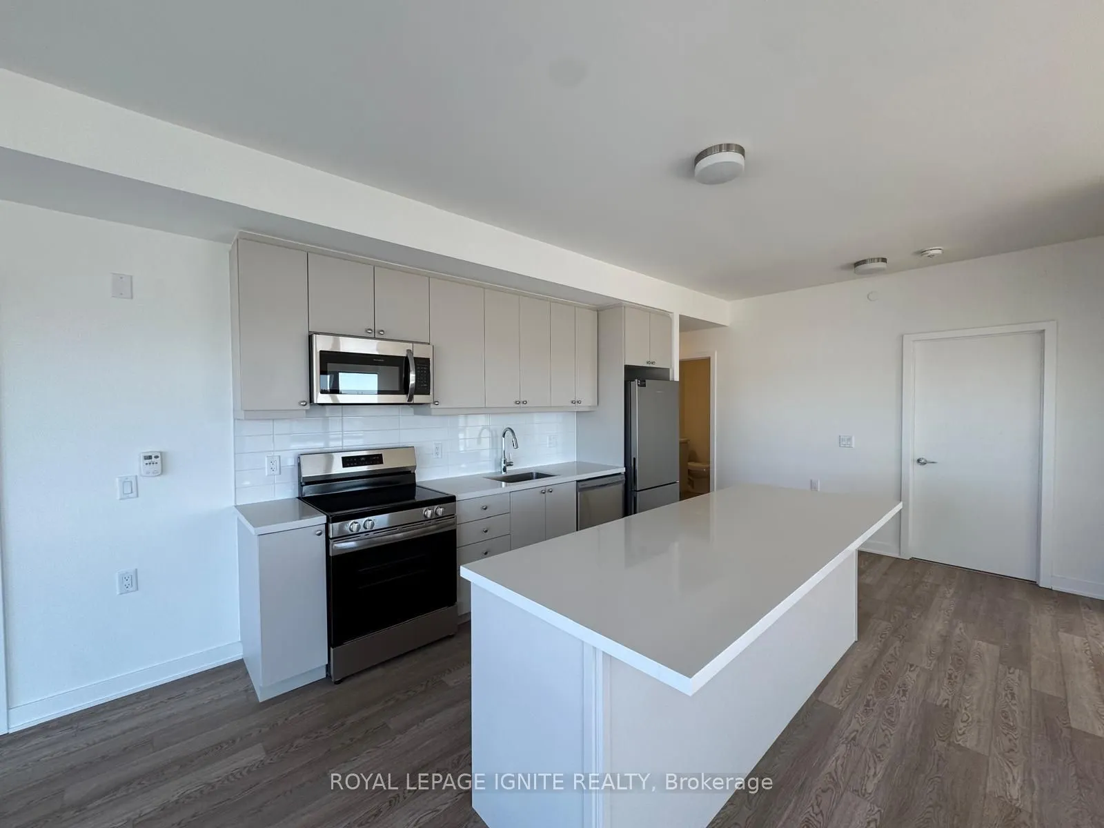 51 Clarington Boulevard #521