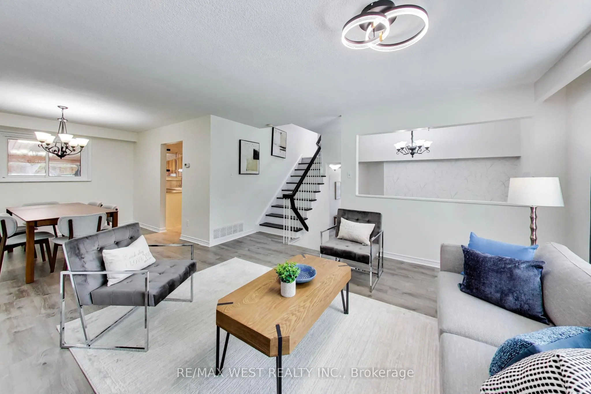 128 Roser Crescent