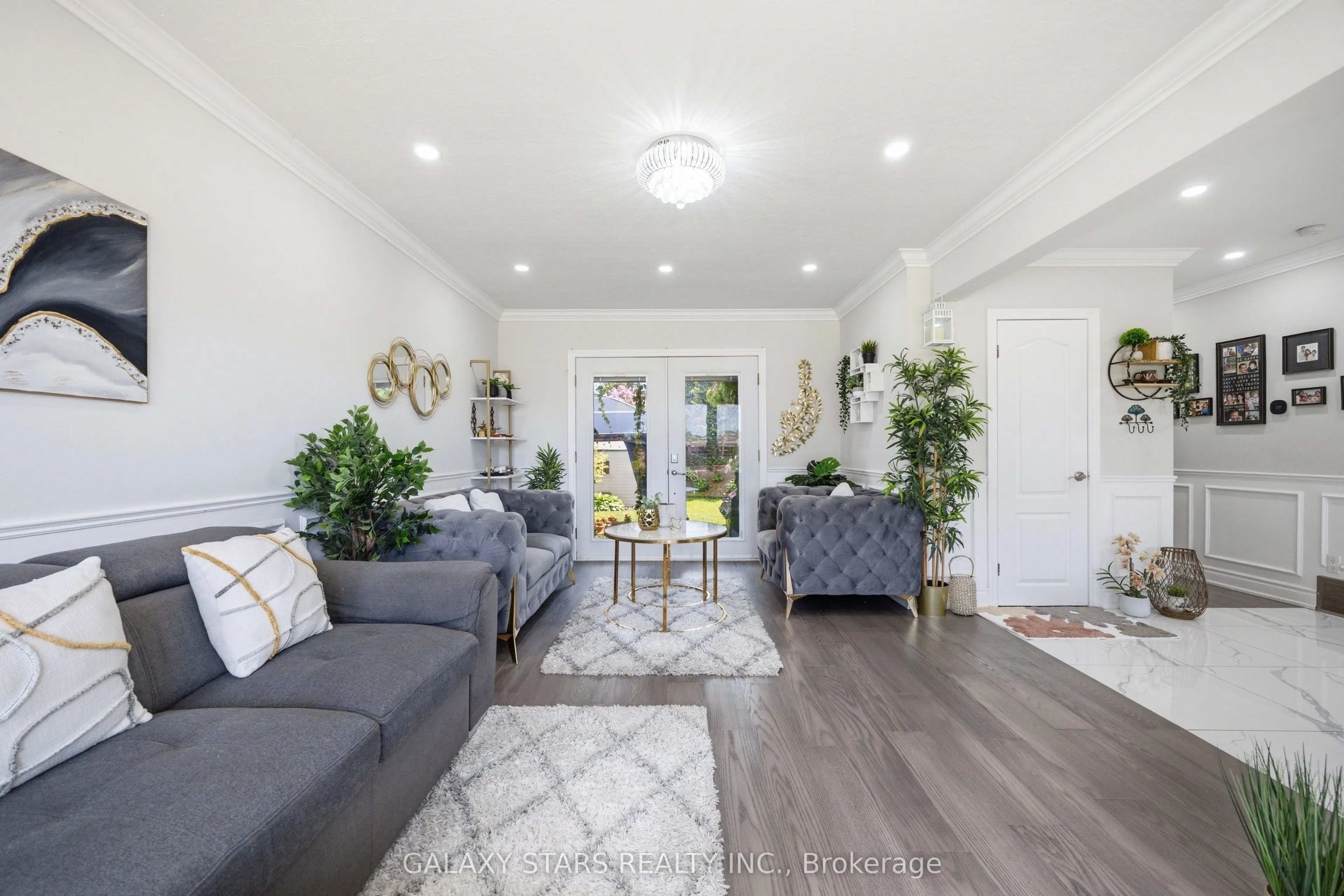 1177 Lisgar Avenue