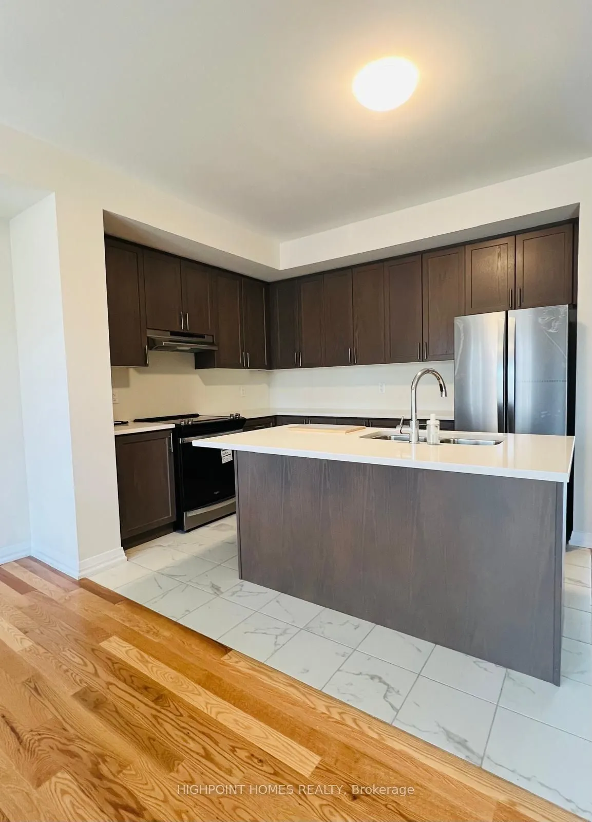 4 Coote Court