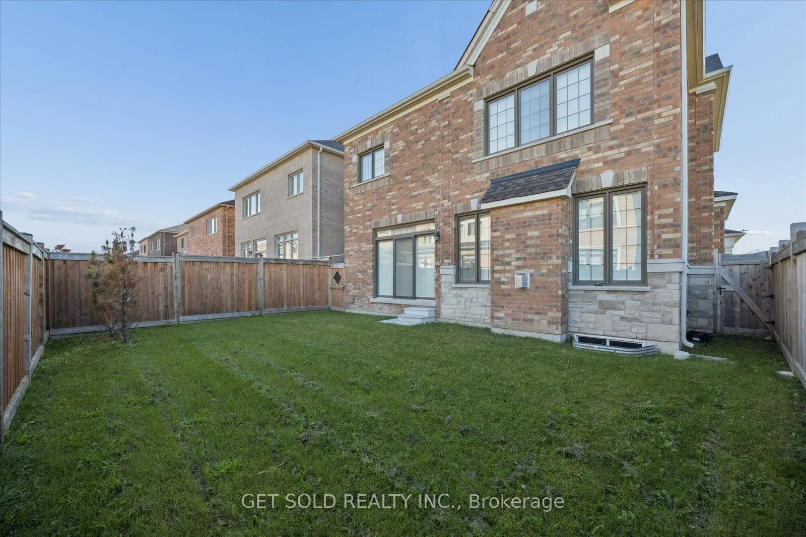 34 Huggins Drive
