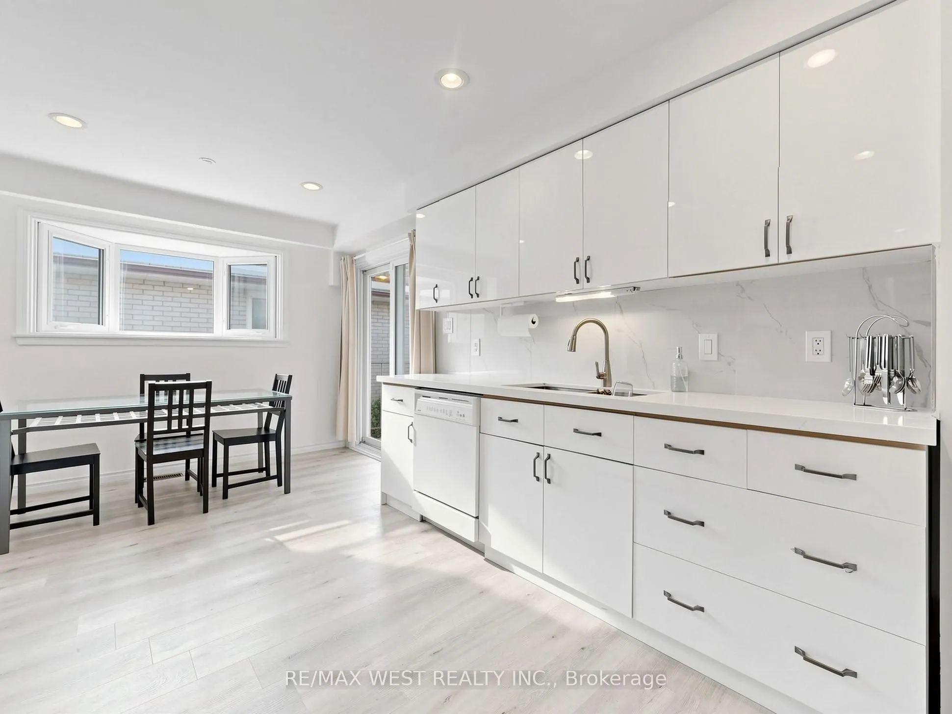 41 Burnview Crescent