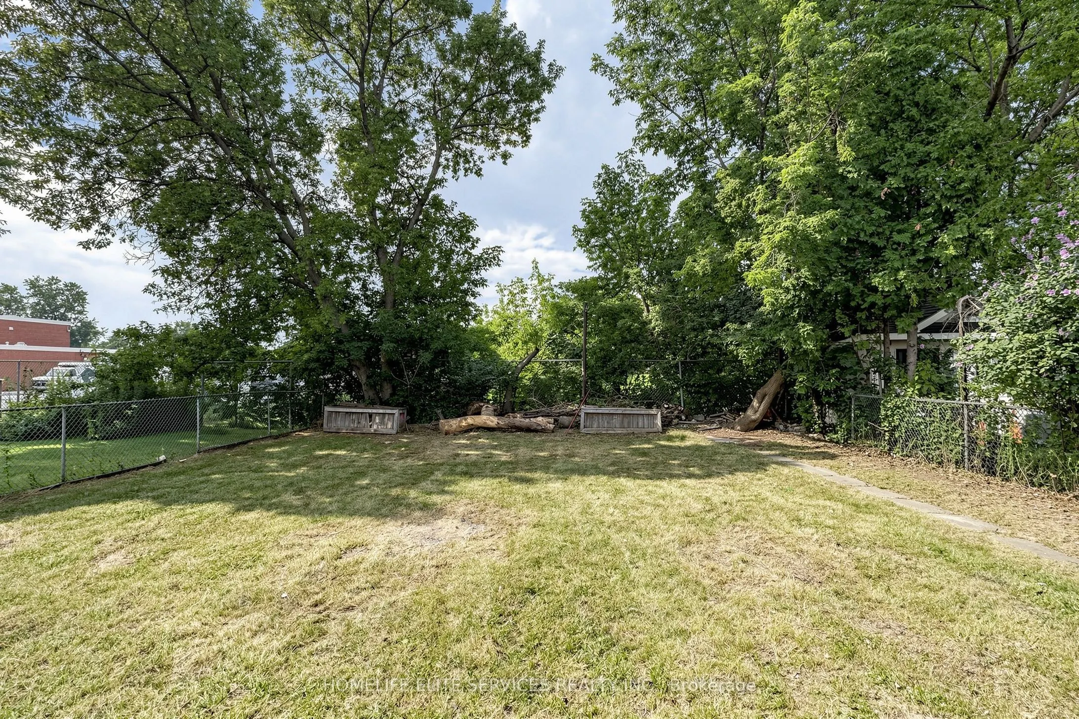 76 Gooderham Drive