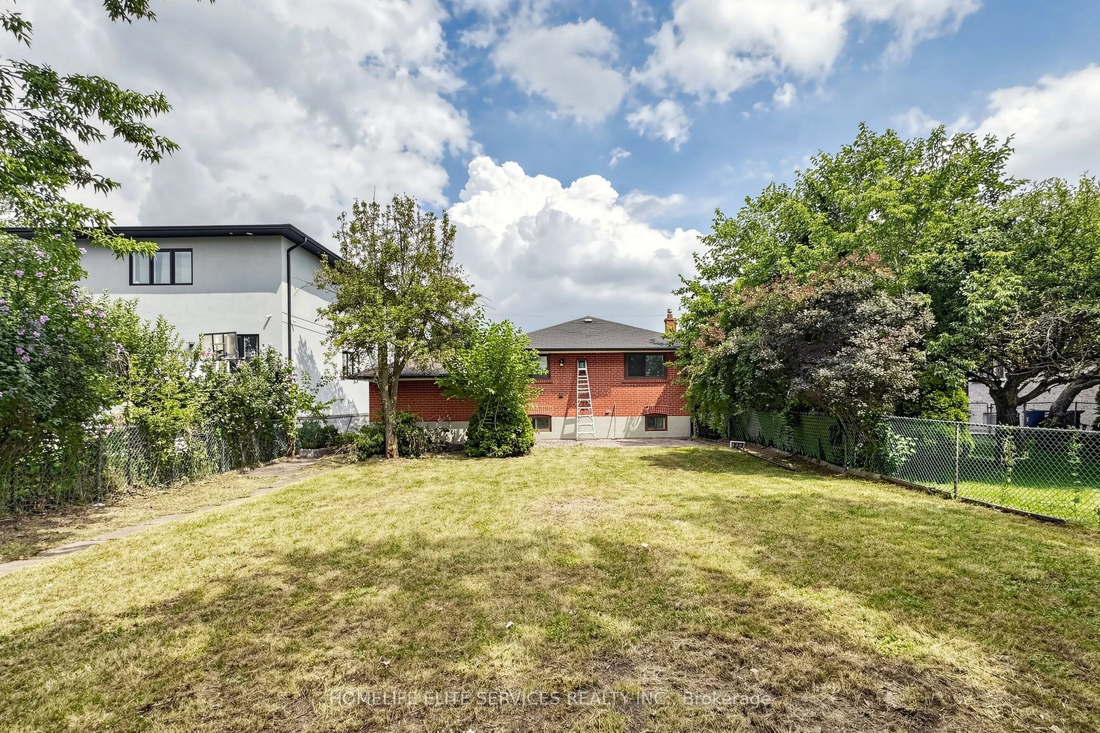 76 Gooderham Drive