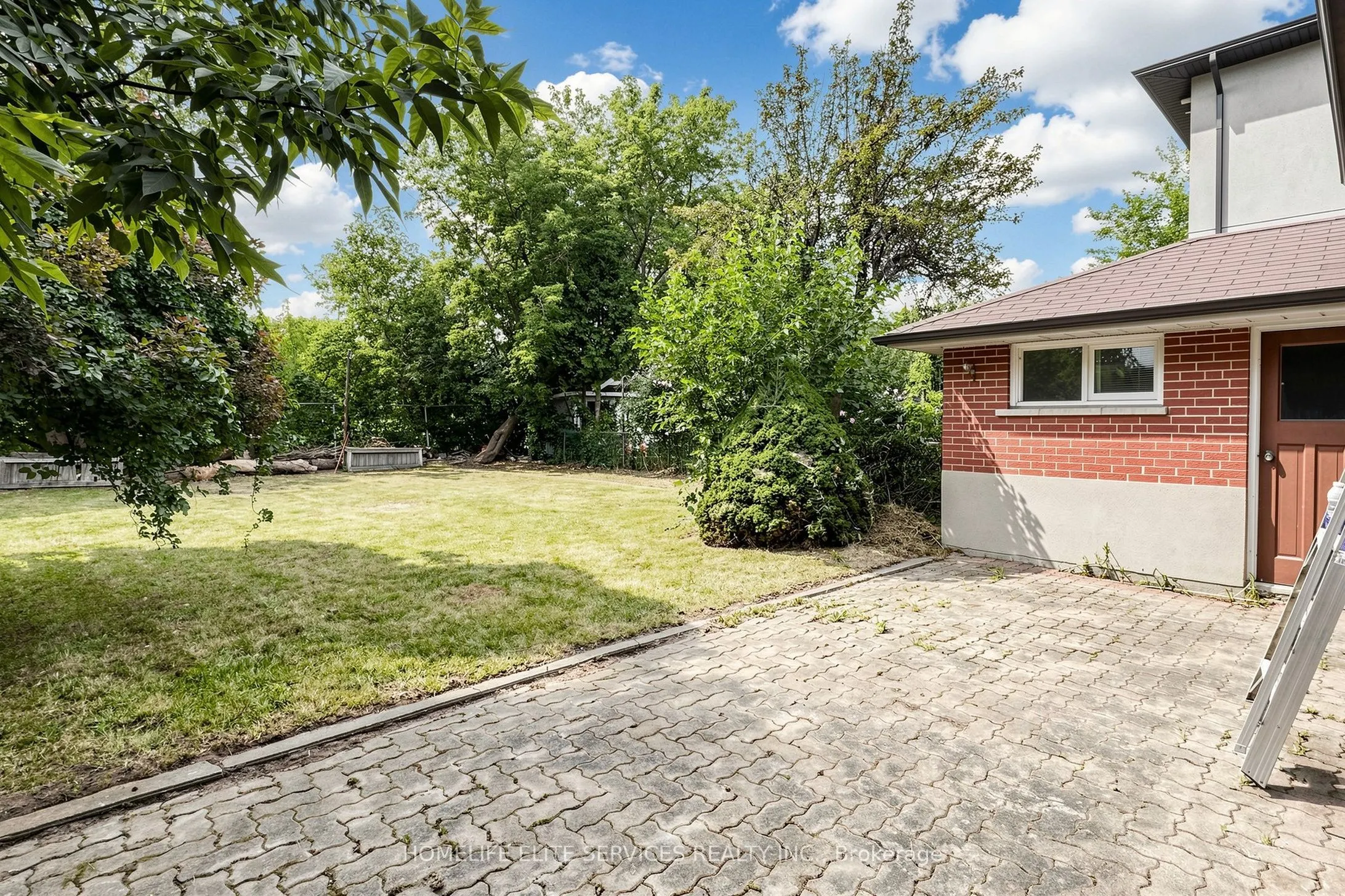 76 Gooderham Drive