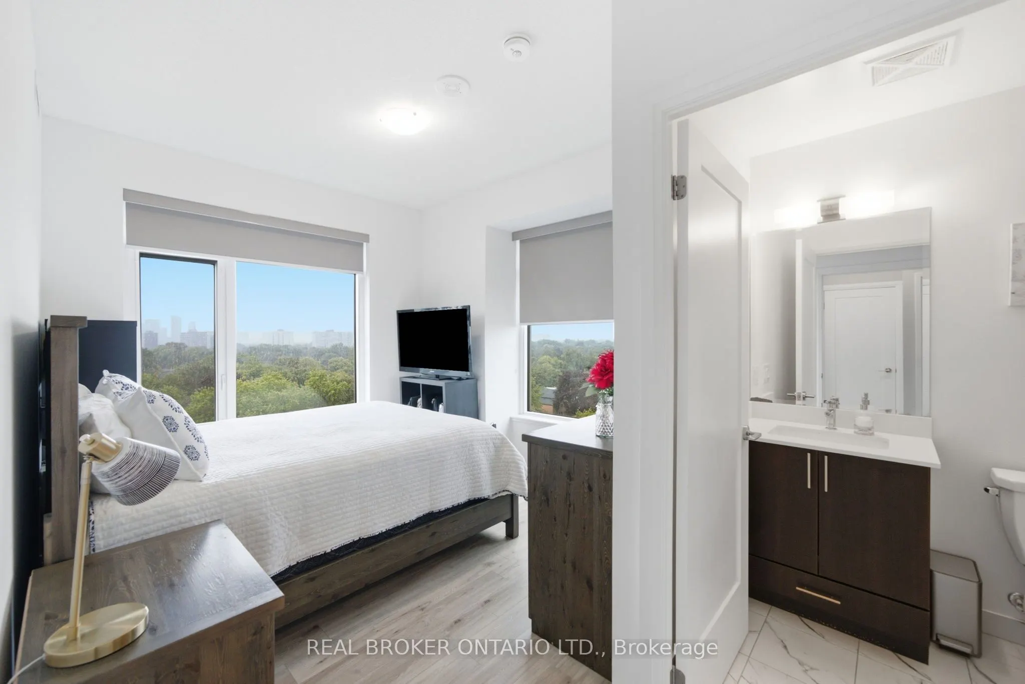 3220 Sheppard Avenue E #701