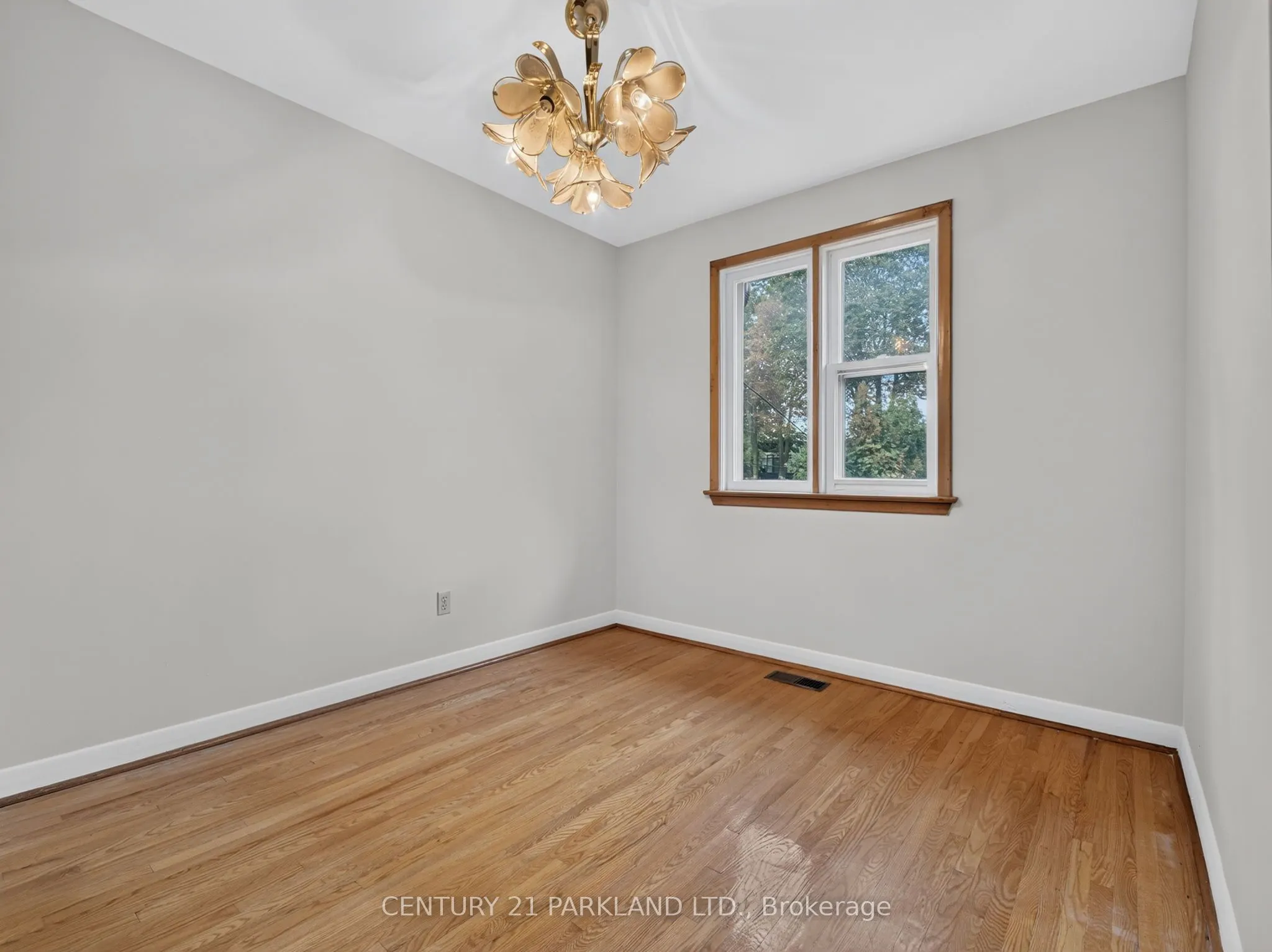 85 Victoria Park Avenue