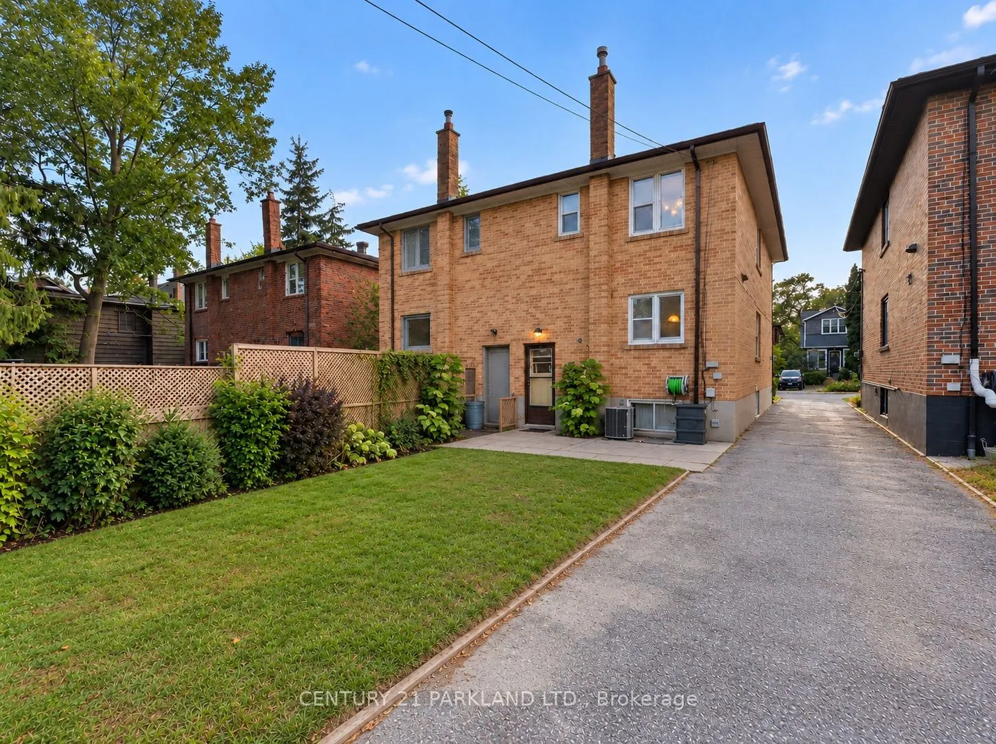 85 Victoria Park Avenue