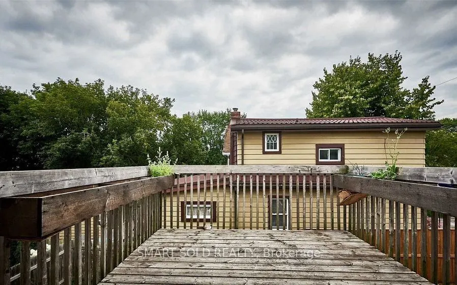 349 Pine Avenue