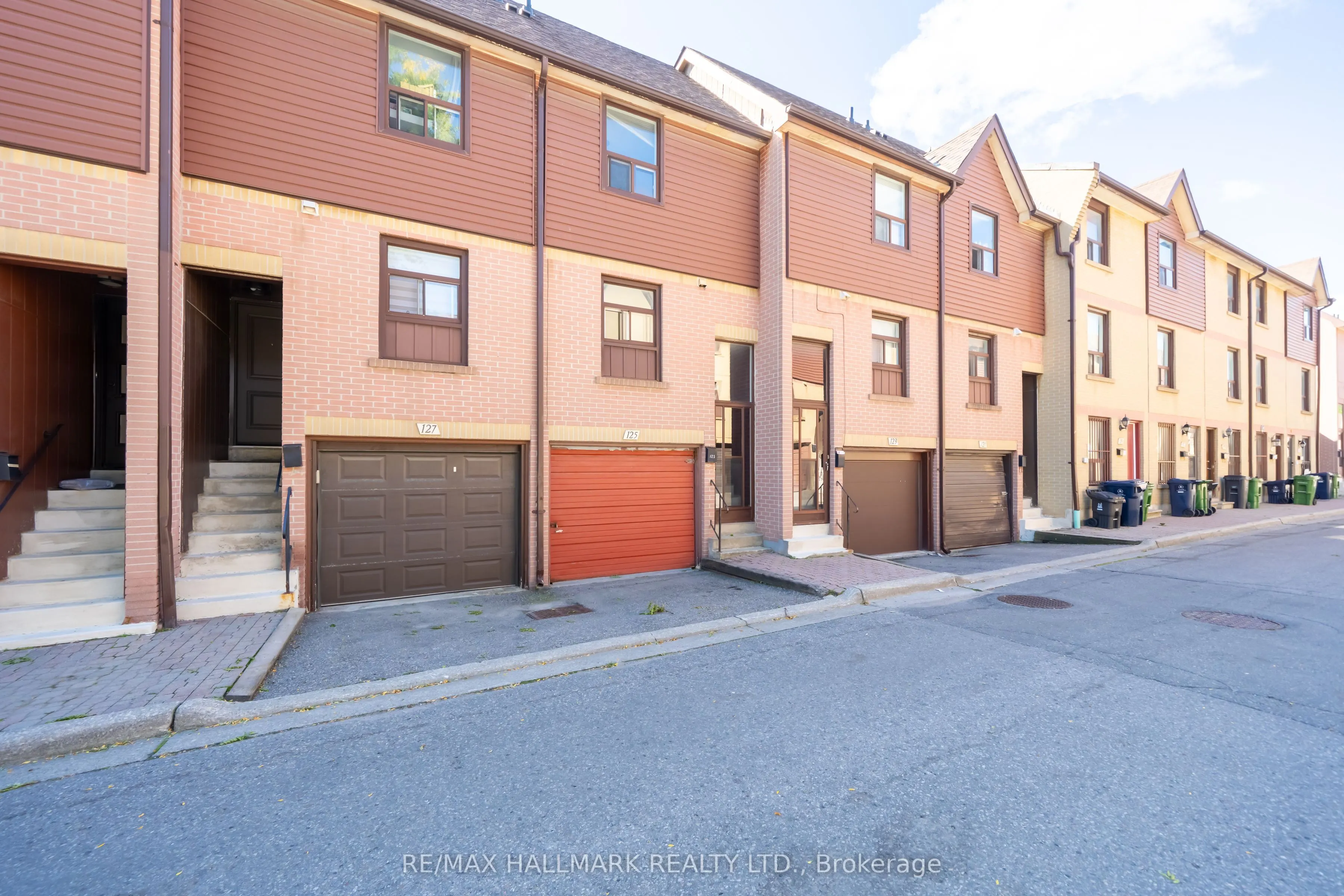 275 Broadview Avenue #125