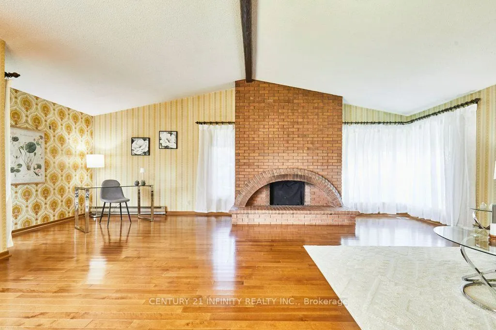 1 Goodland Gate