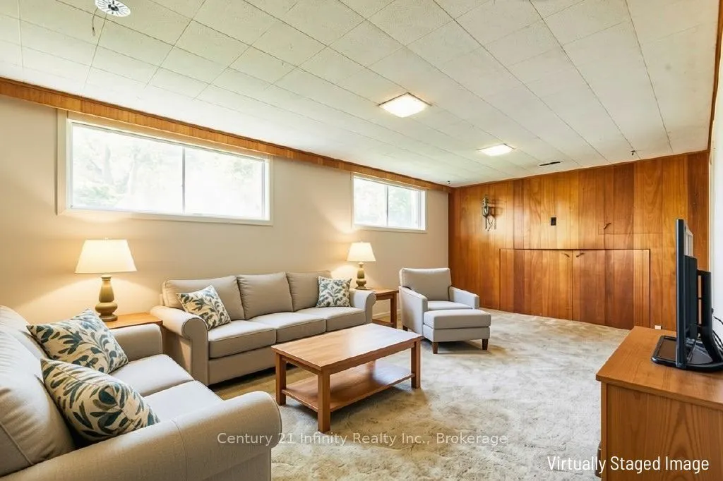 1 Goodland Gate