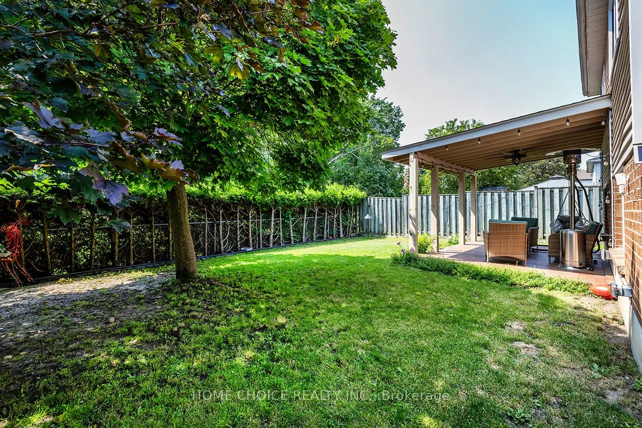 34 Goldpine Avenue