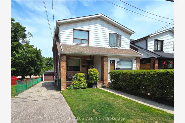 213 Blantyre Avenue