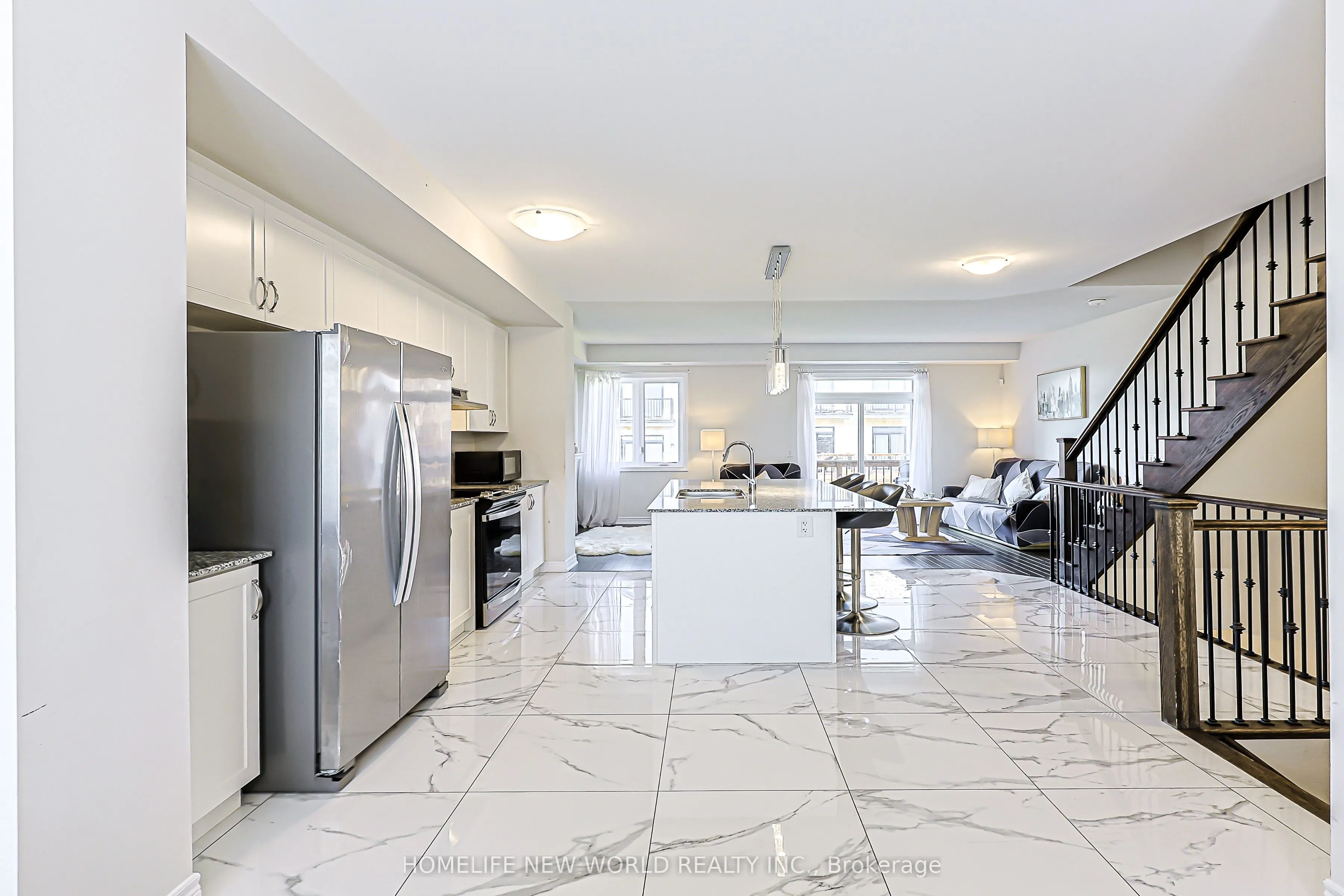 56 Elkington Crescent