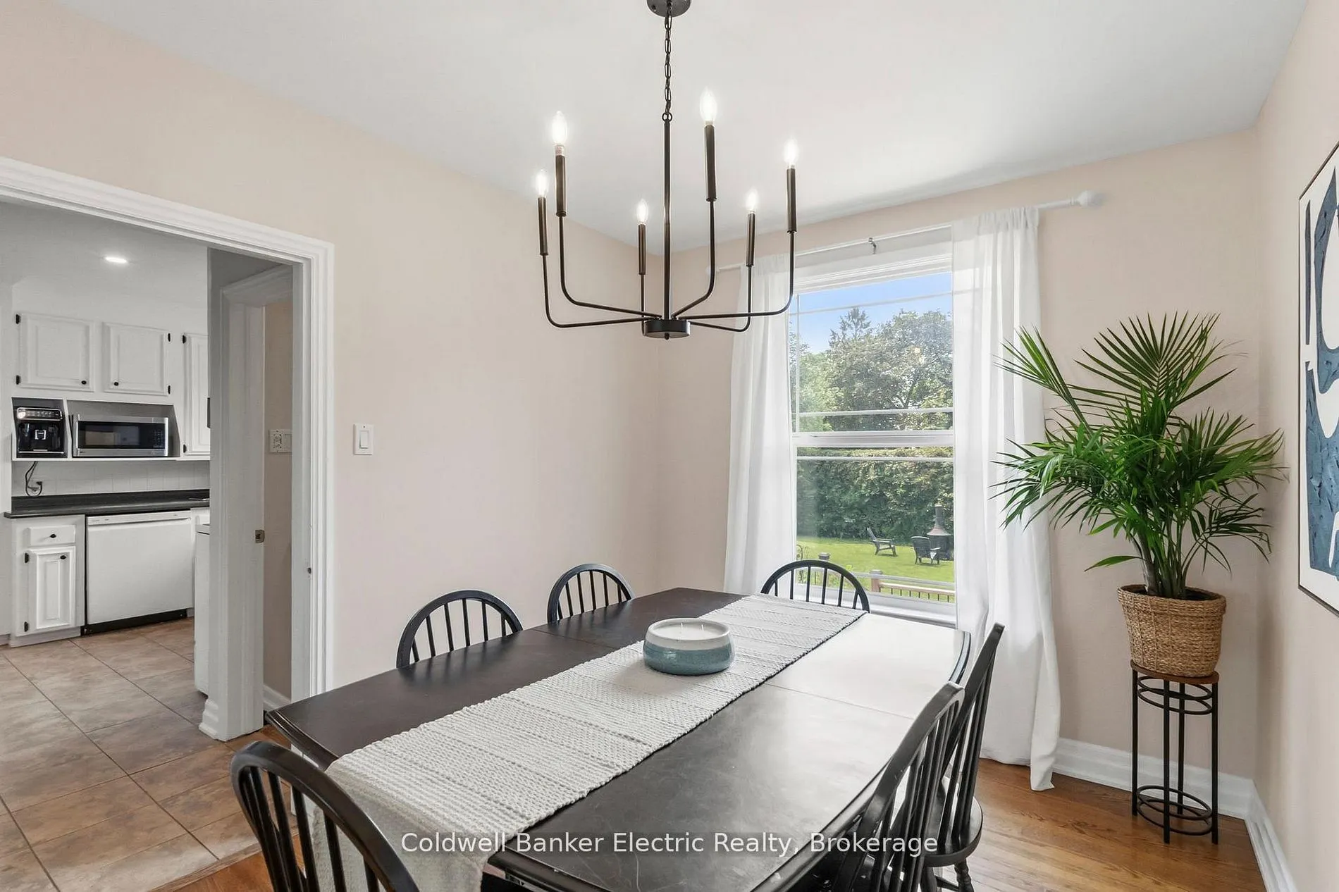326 Cochrane Street
