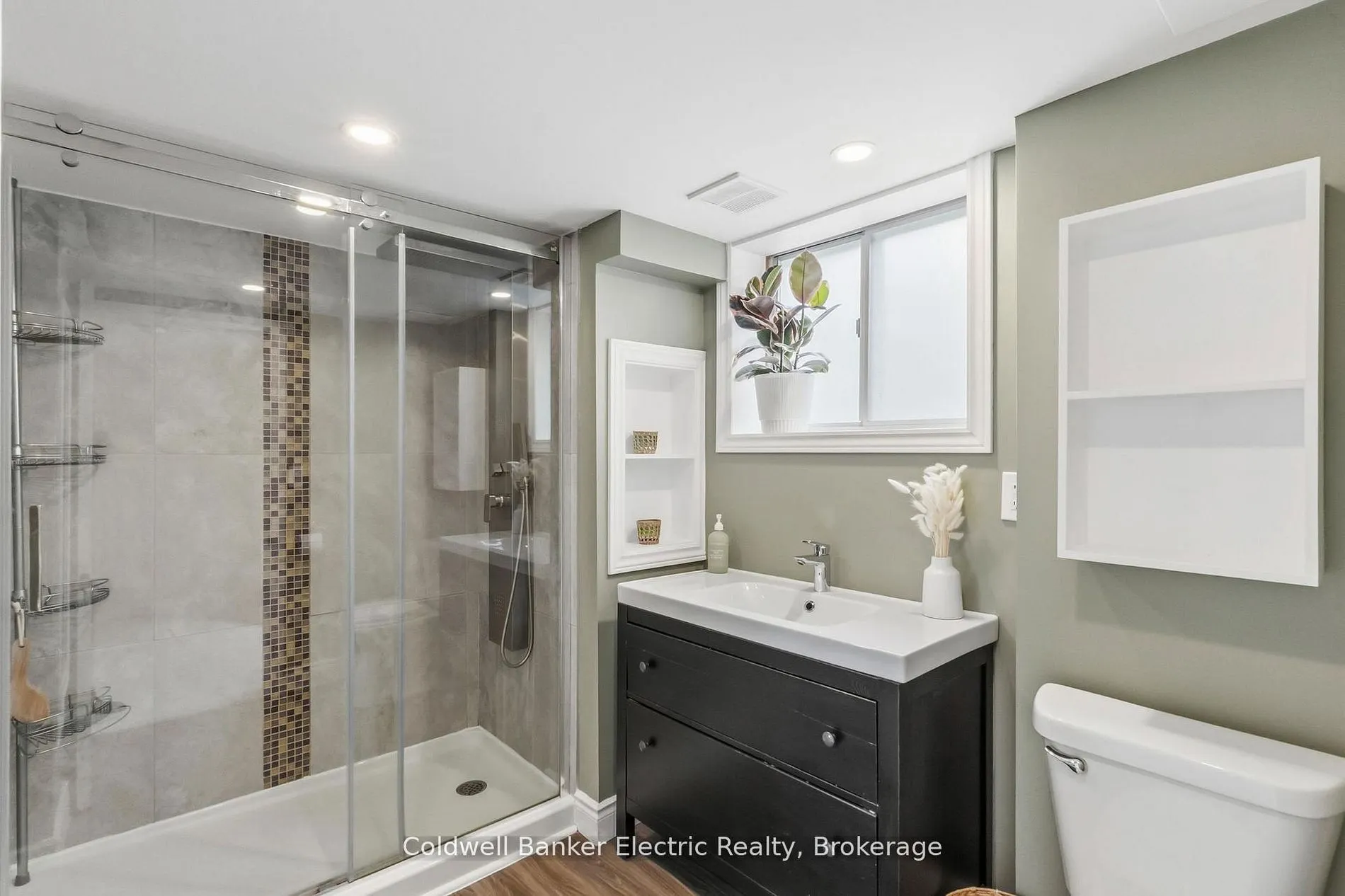 326 Cochrane Street