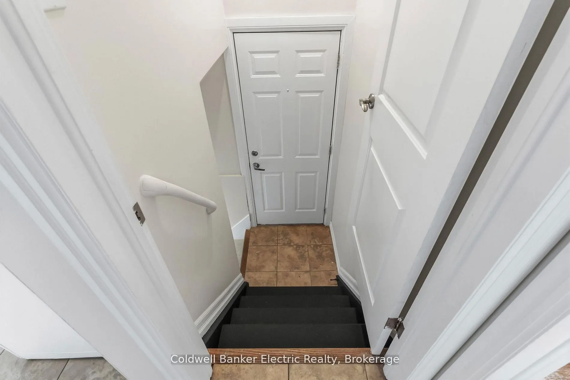 326 Cochrane Street