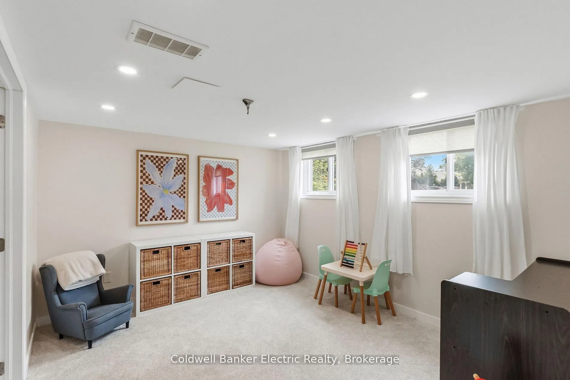 326 Cochrane Street