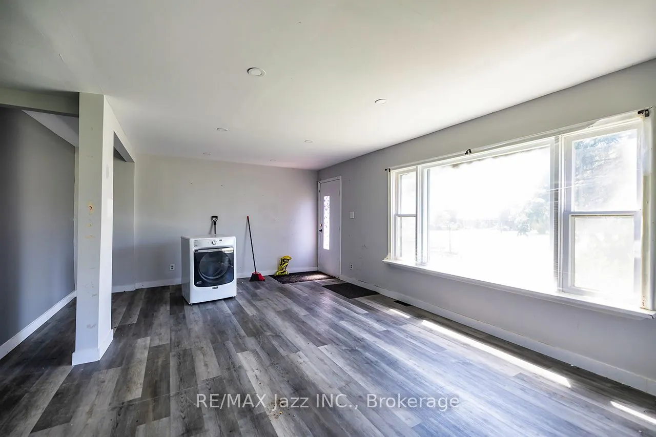 2216 Highway 2