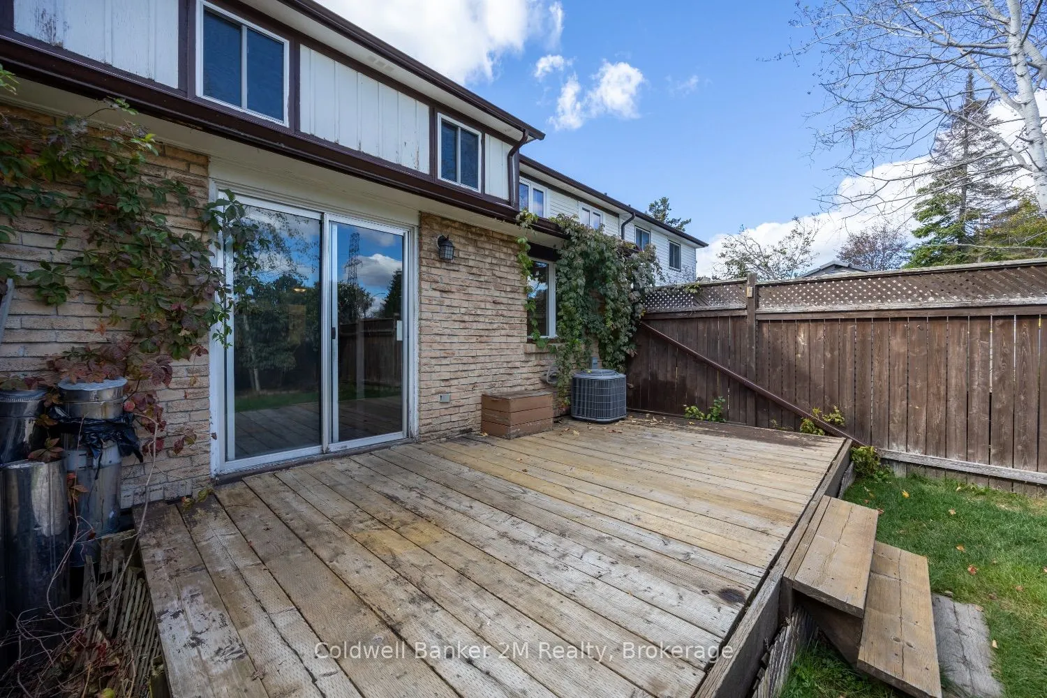 1161 Trowbridge Court