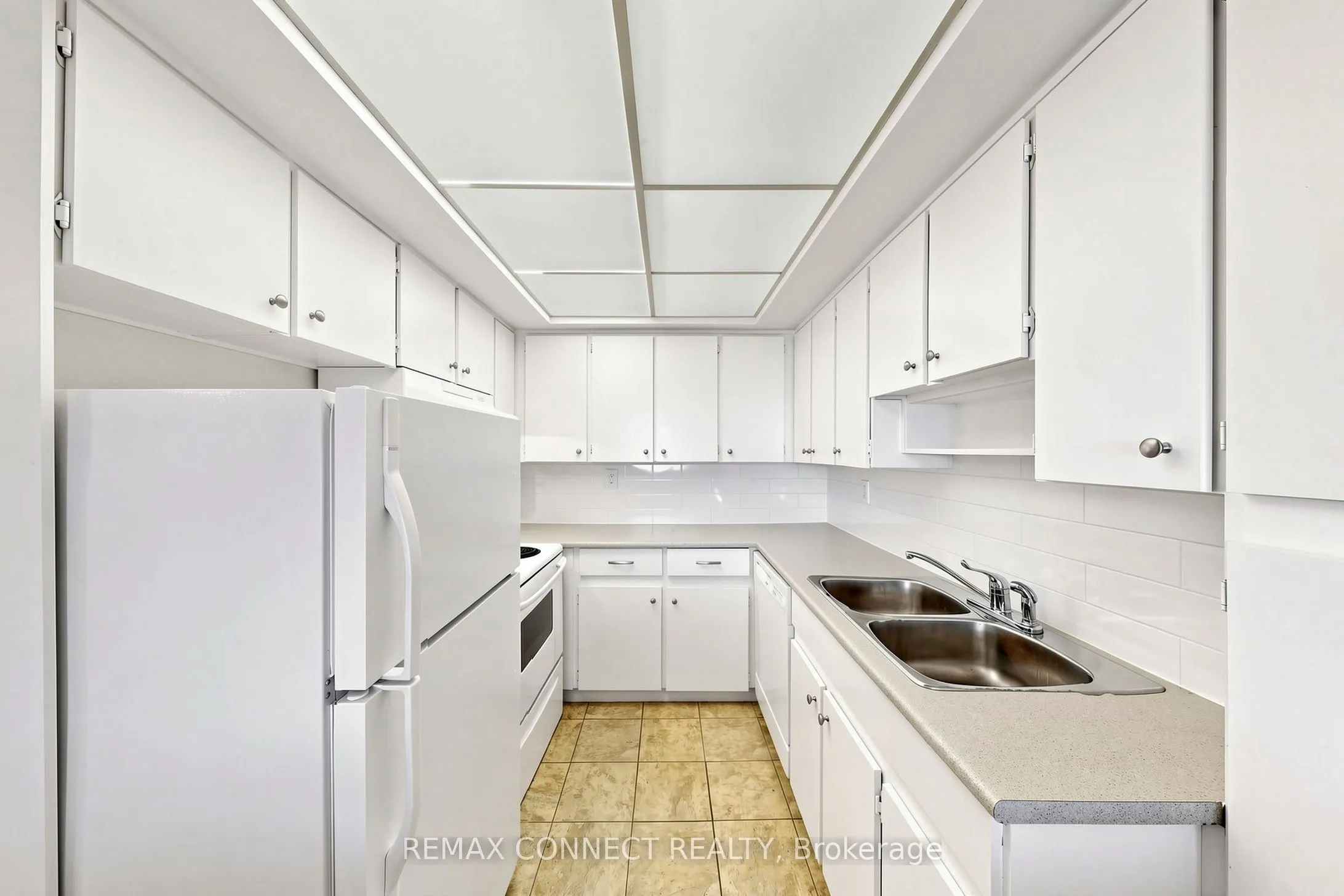 121 Ling Road #1614