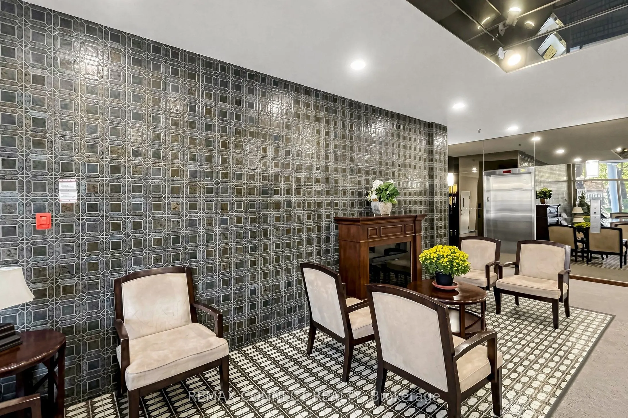 121 Ling Road #1614