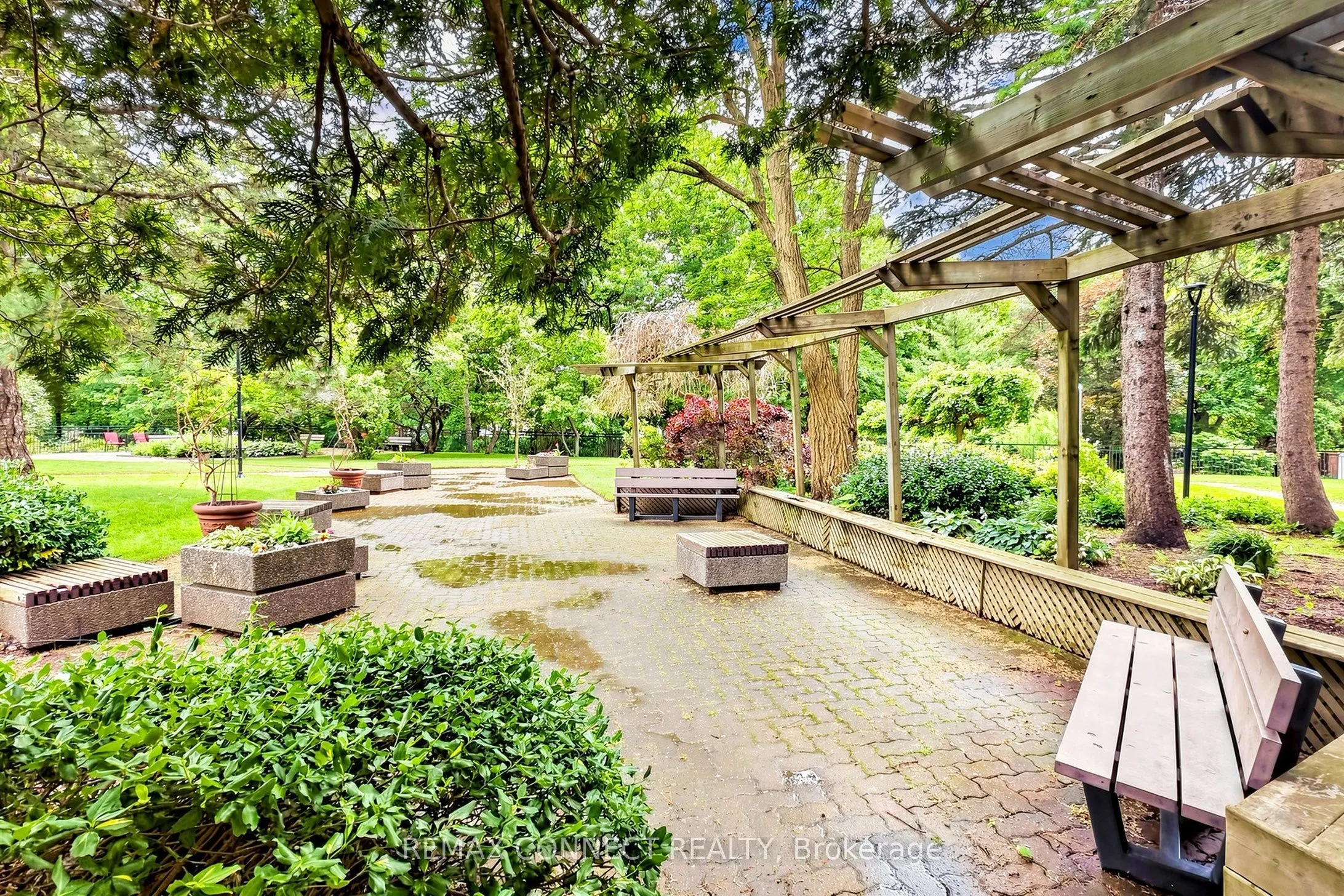 121 Ling Road #1614