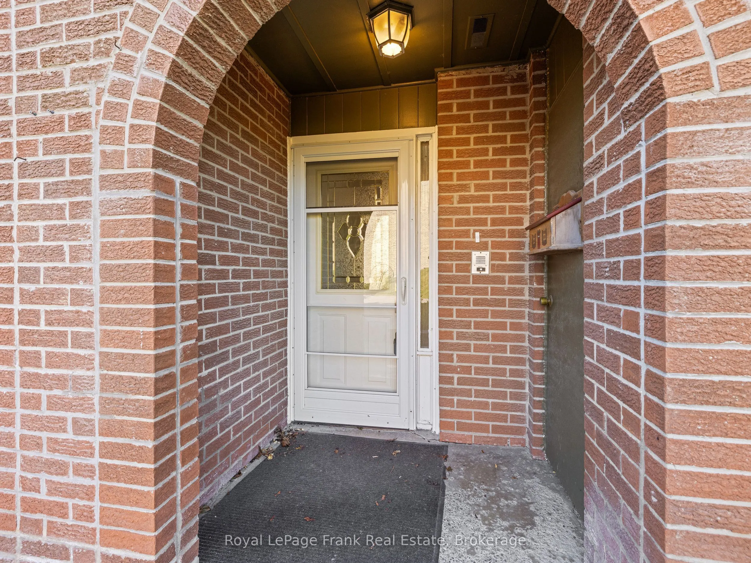 18 Reygate Court #28