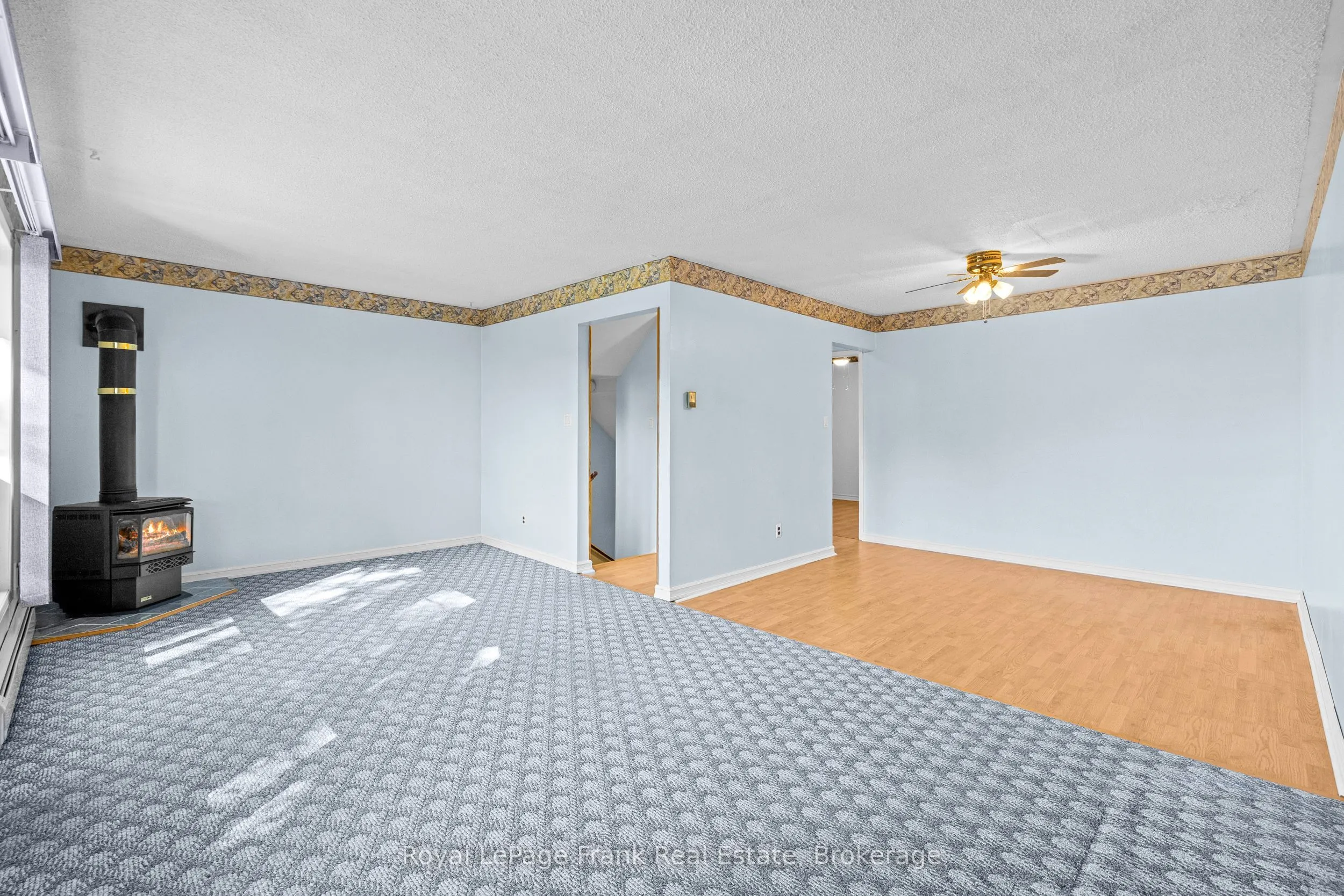18 Reygate Court #28