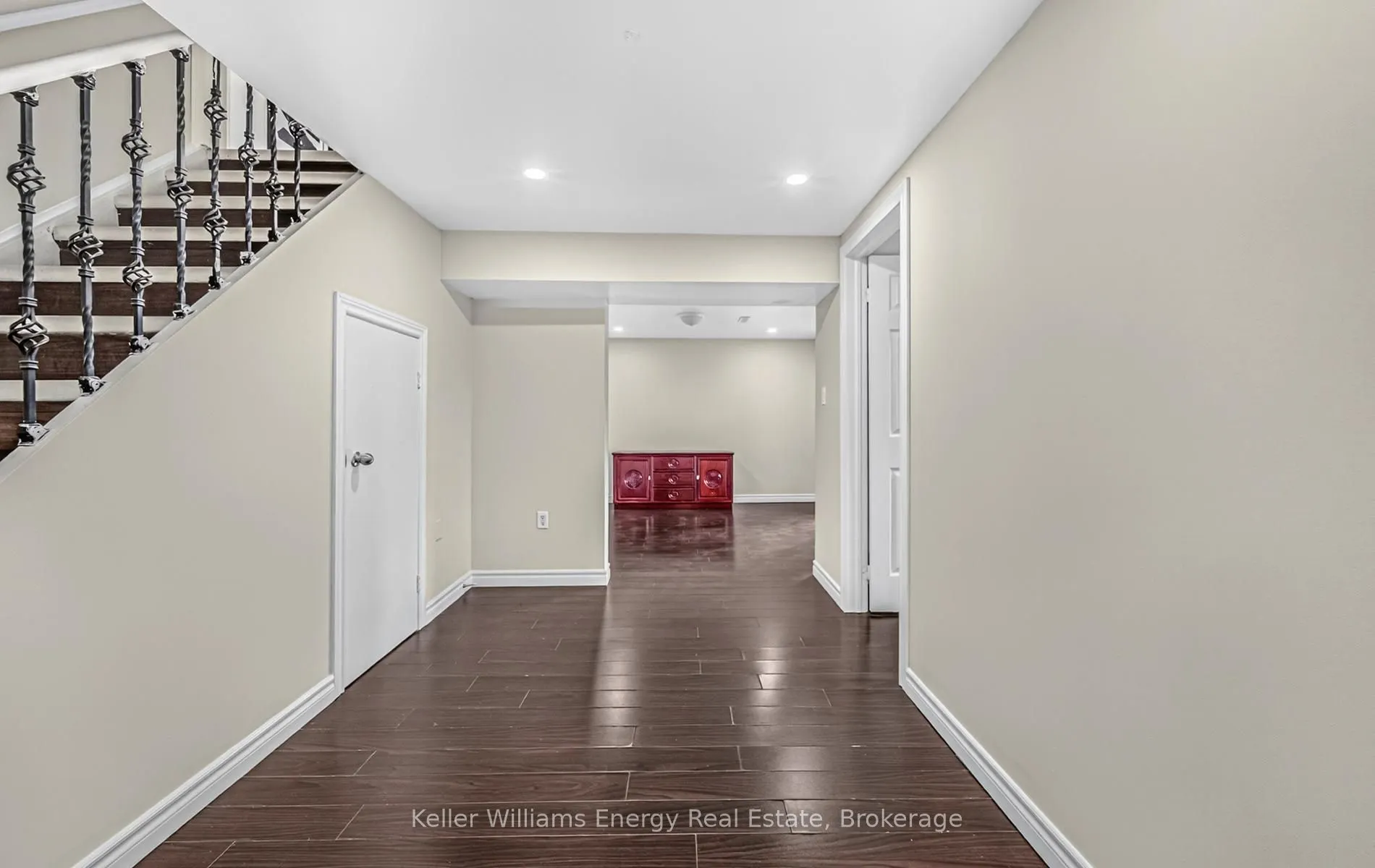 307 Prince Of Wales Drive