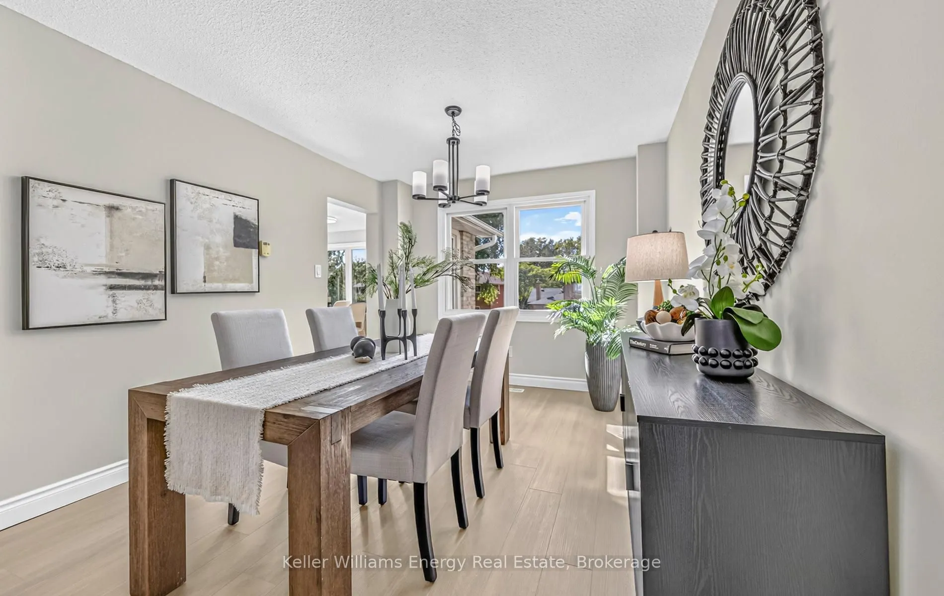 307 Prince Of Wales Drive