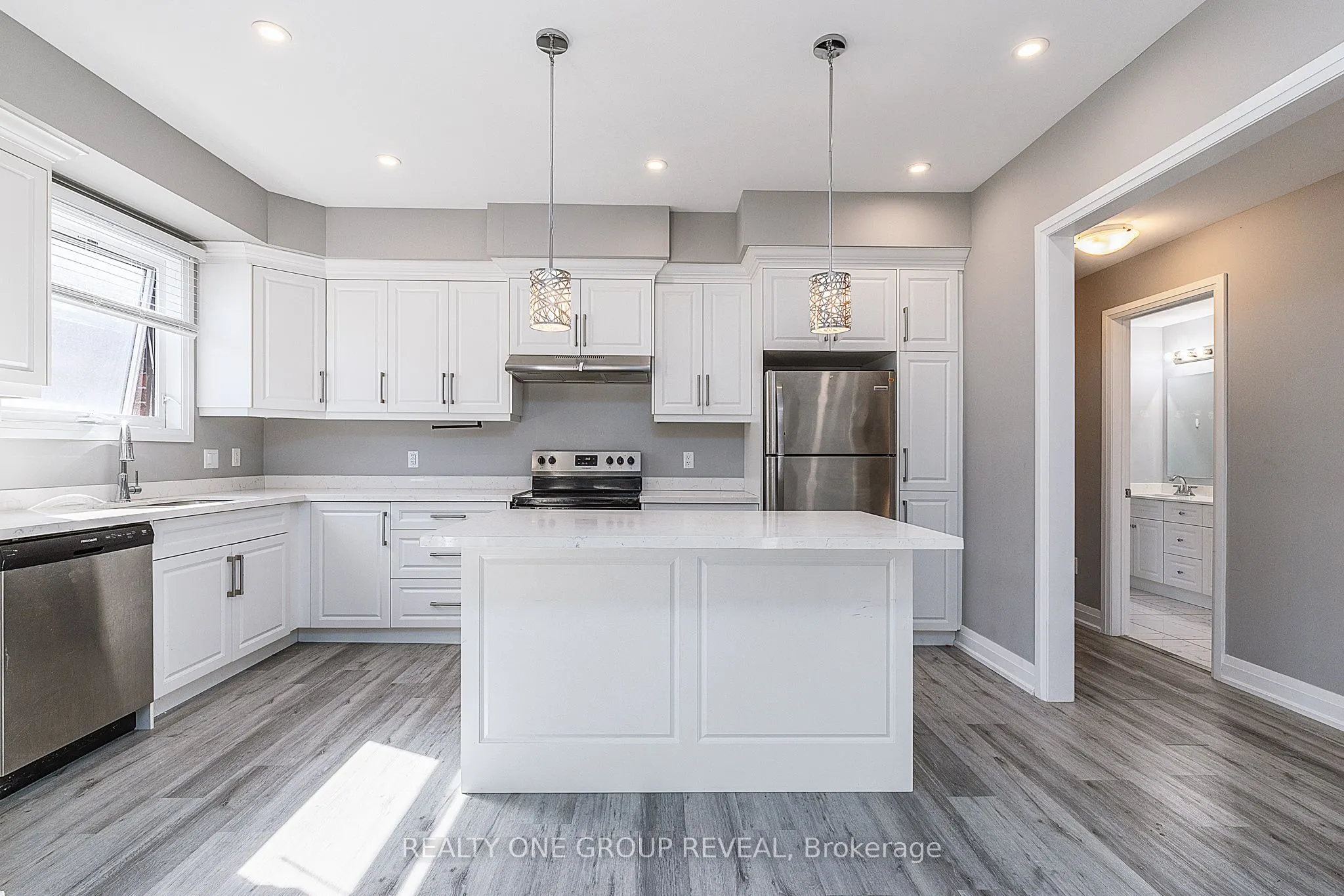 96 Cromwell Avenue #2