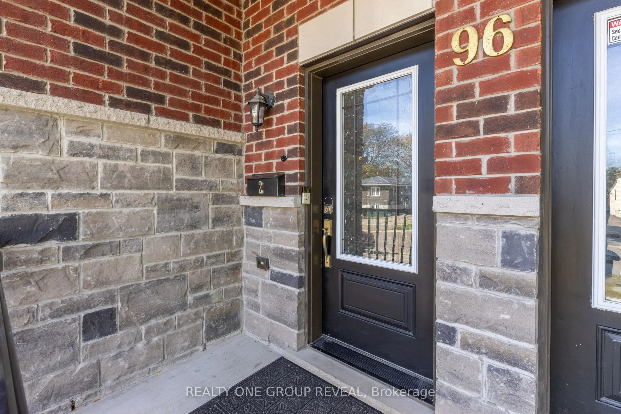 96 Cromwell Avenue #2