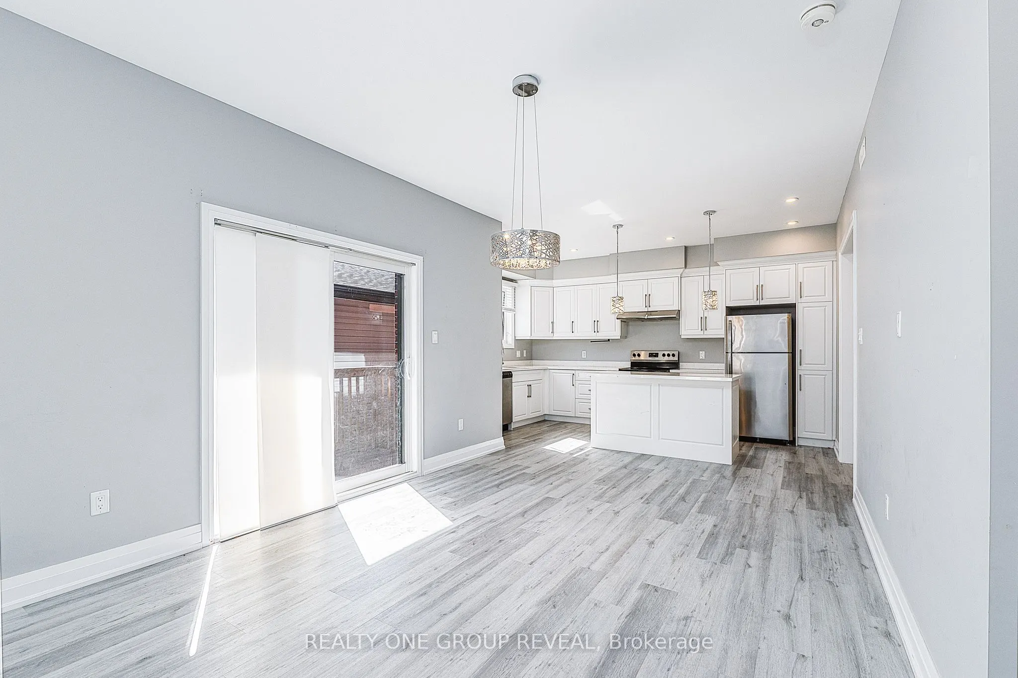 96 Cromwell Avenue #2
