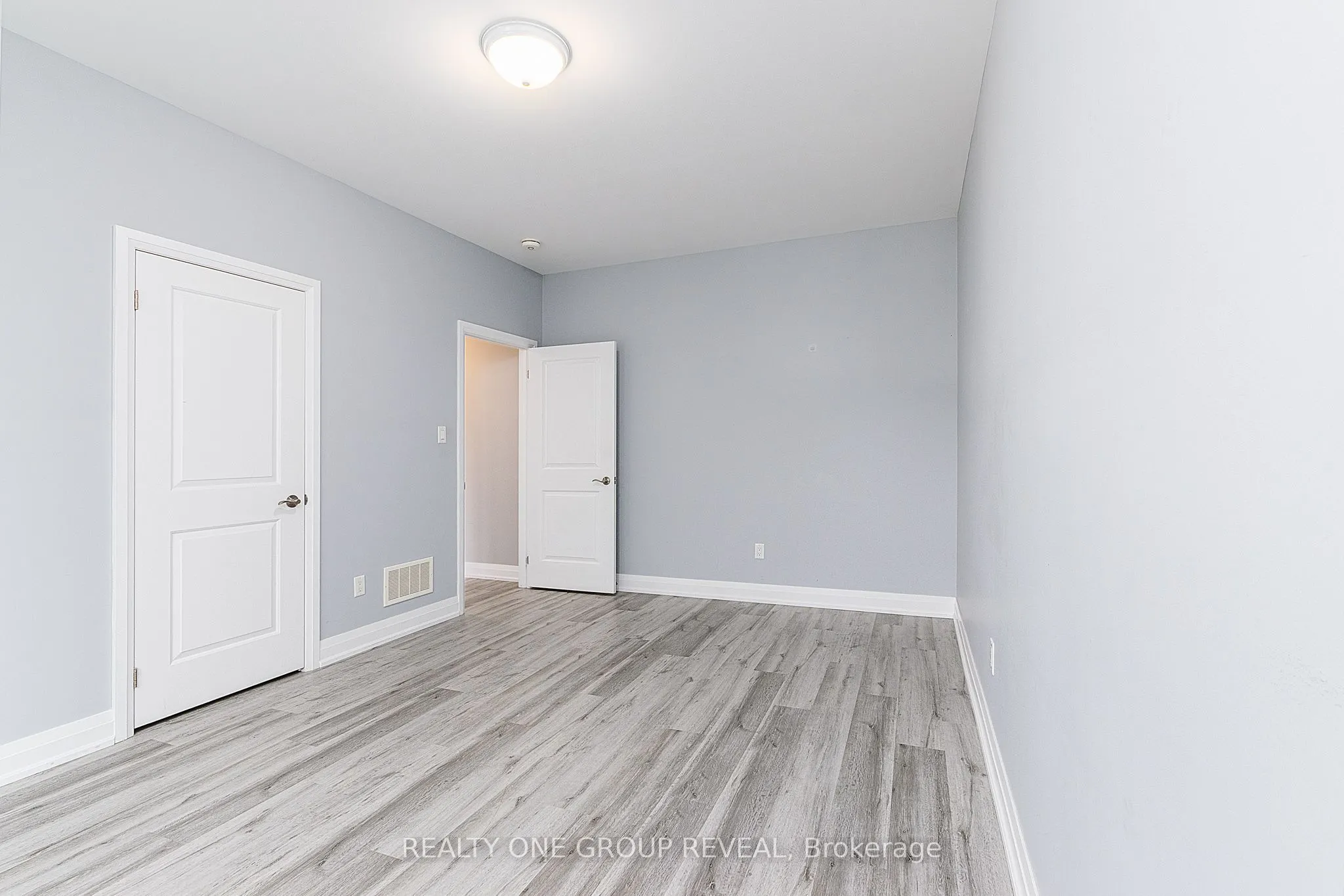 96 Cromwell Avenue #2