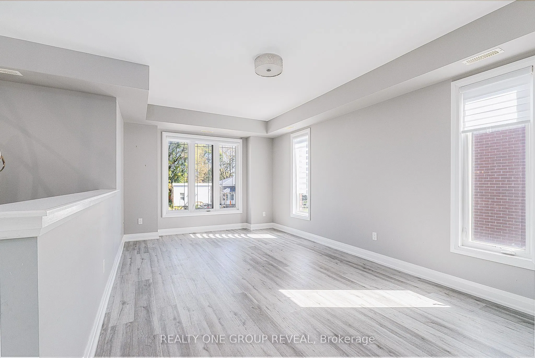 96 Cromwell Avenue #2