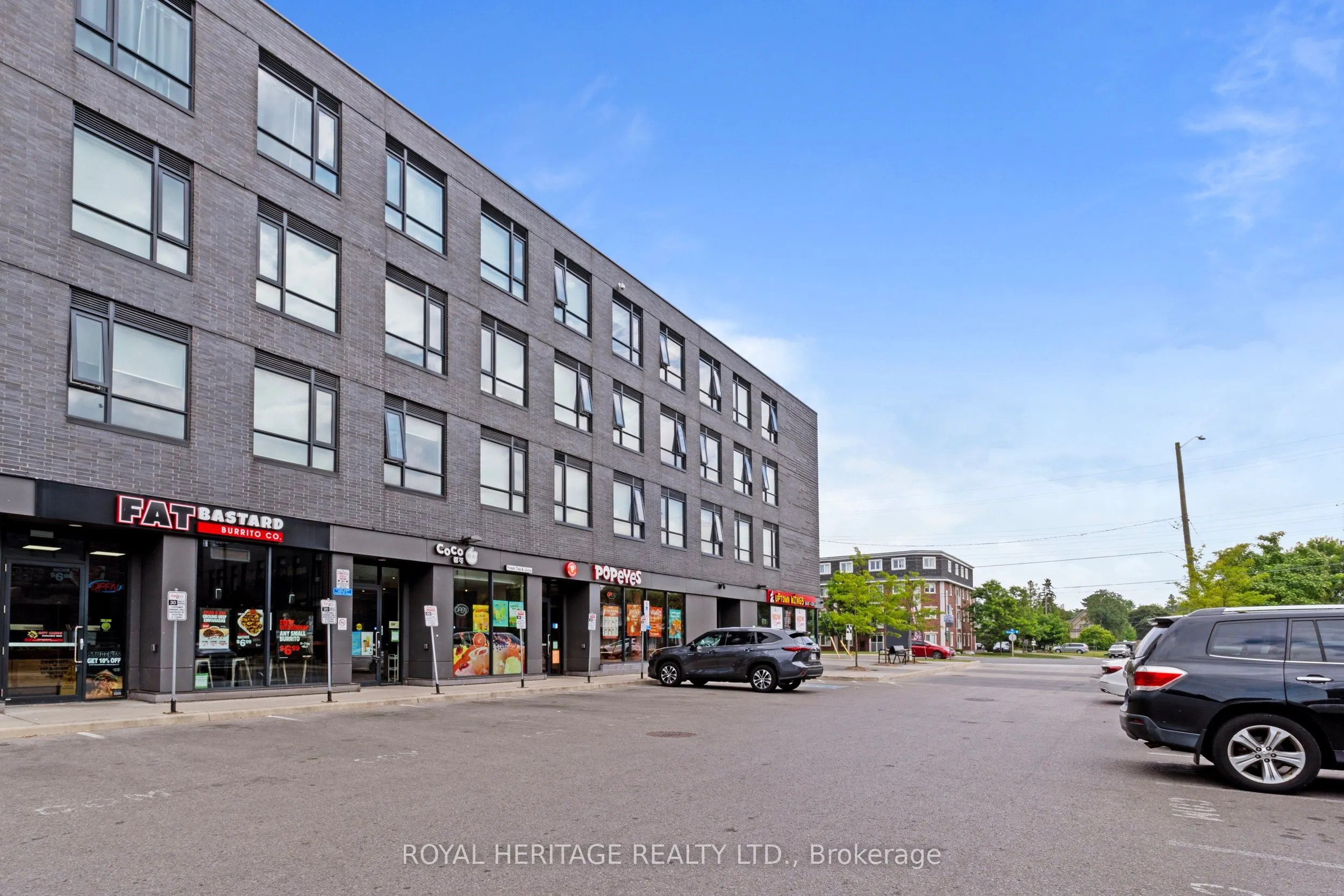 1800 Simcoe Street N #307