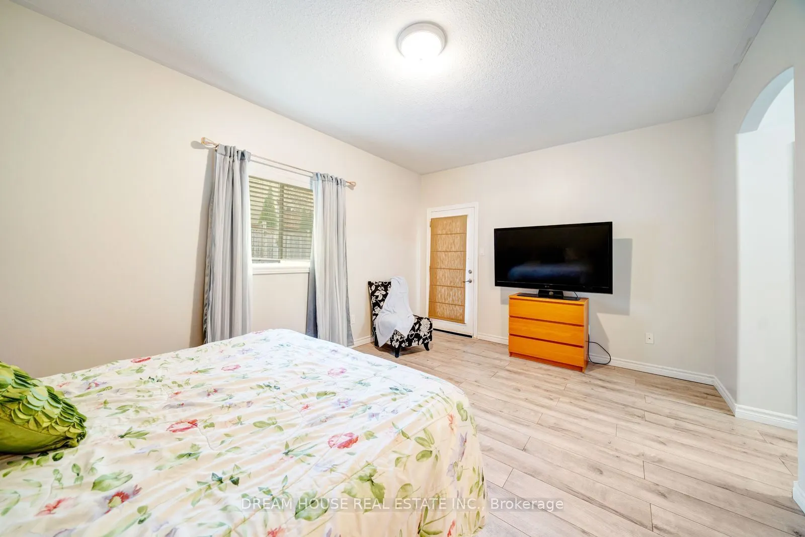 186 Fenning Drive