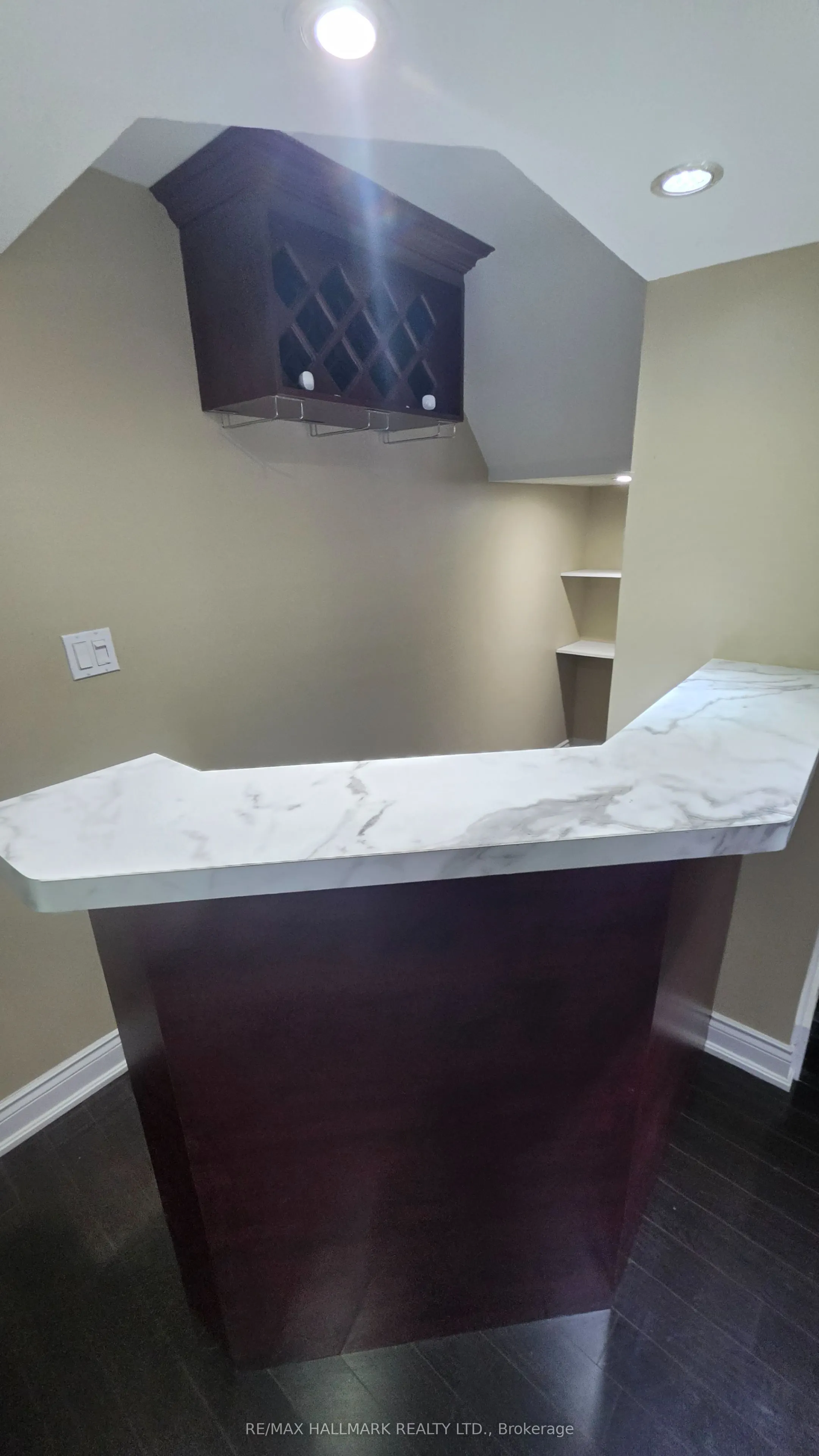 325 Porte Road #Lower Level