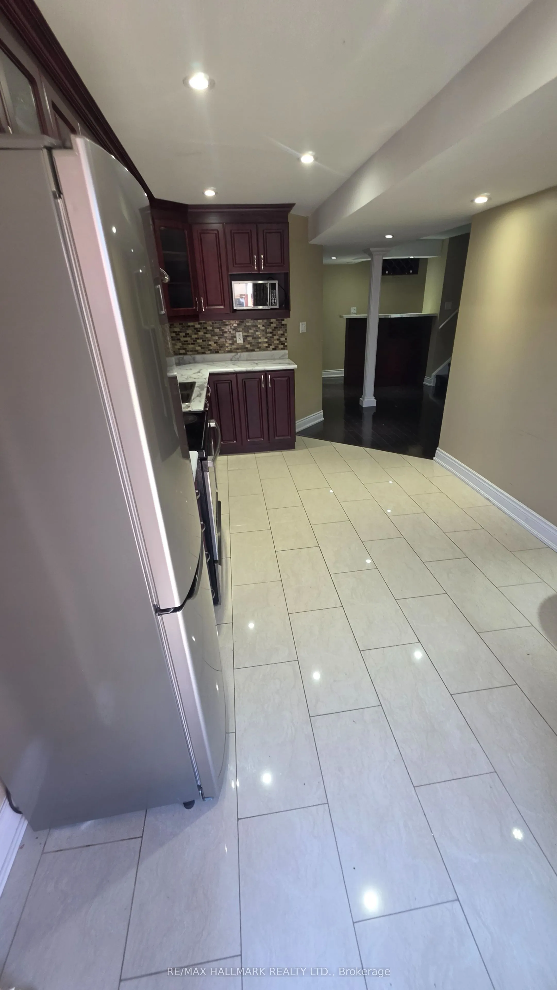 325 Porte Road #Lower Level