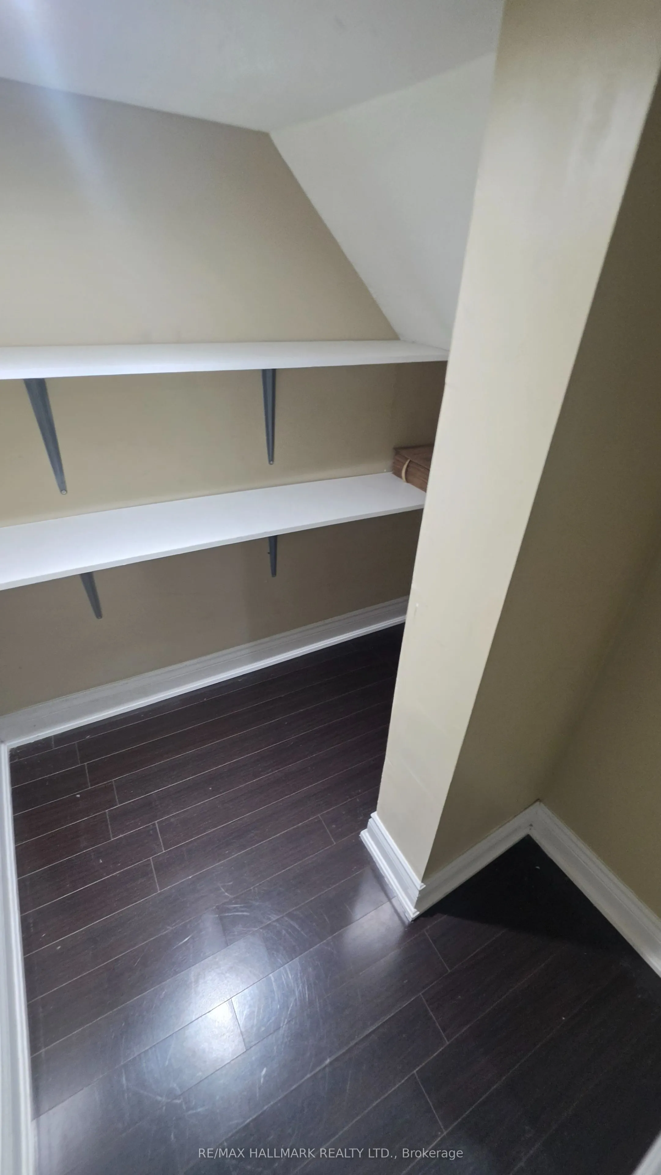 325 Porte Road #Lower Level