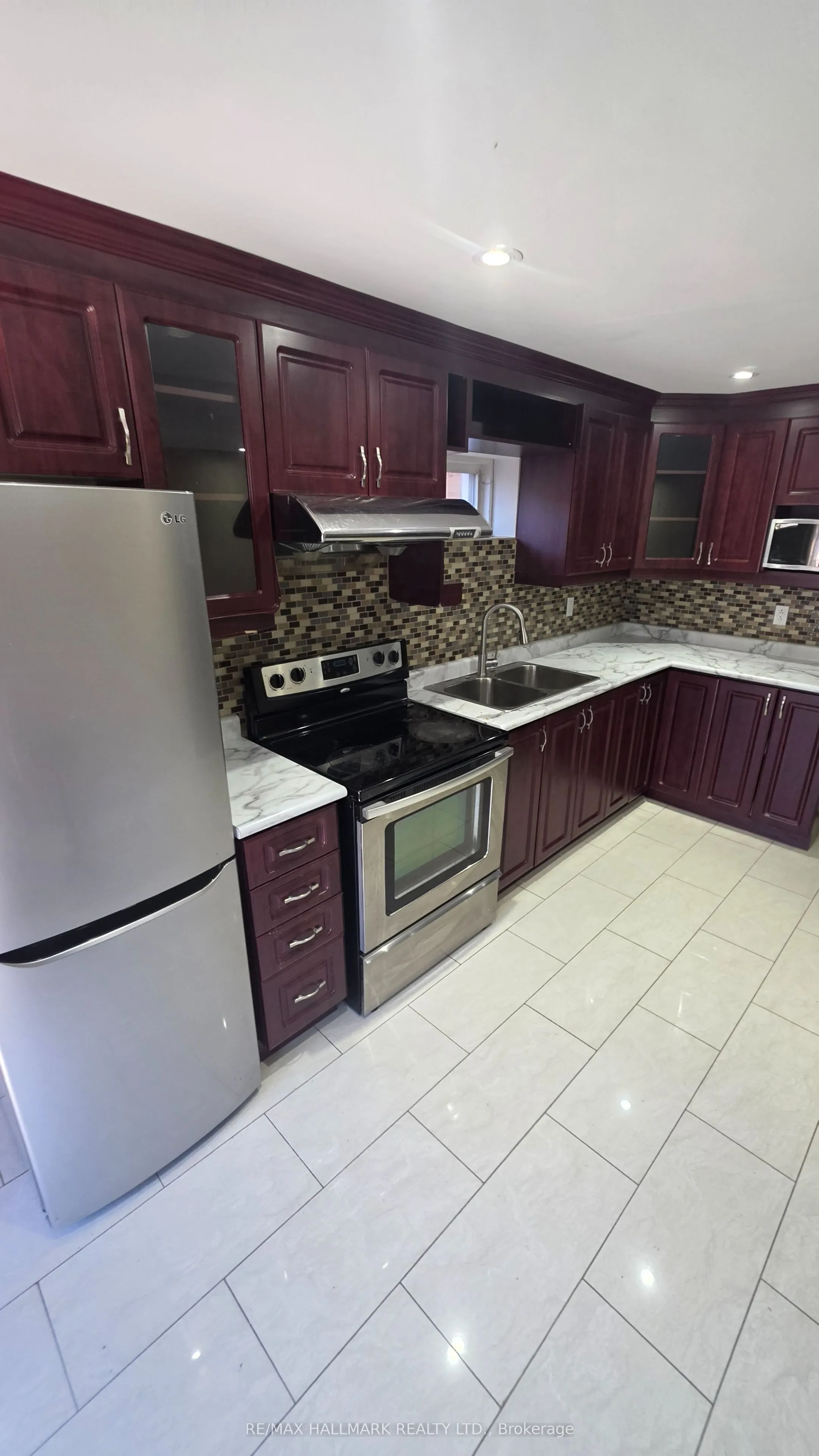 325 Porte Road #Lower Level