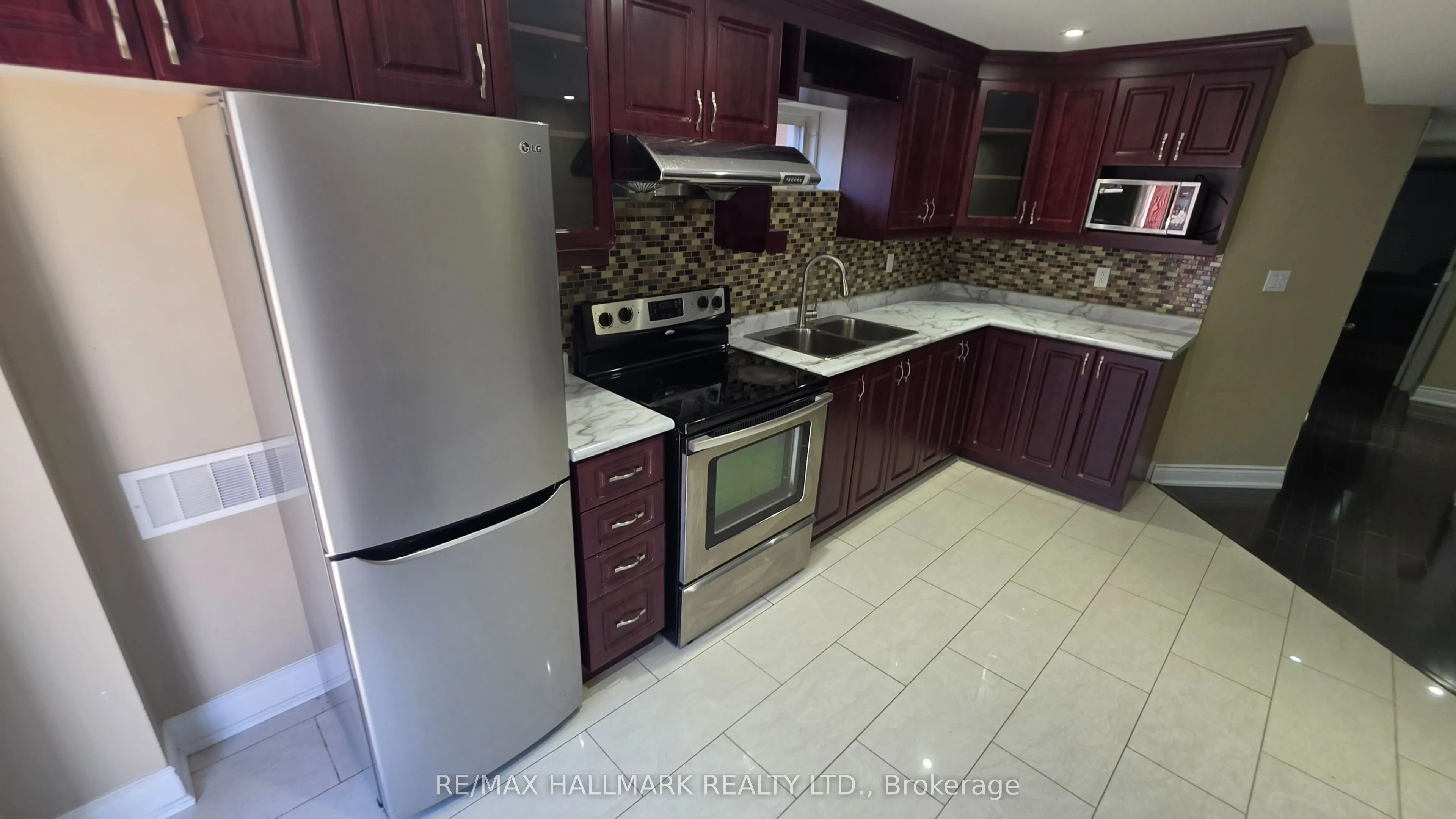 325 Porte Road #Lower Level