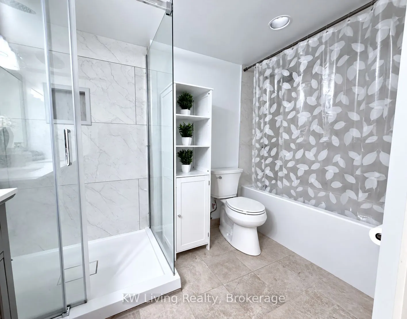175 Bamburgh Circle #818