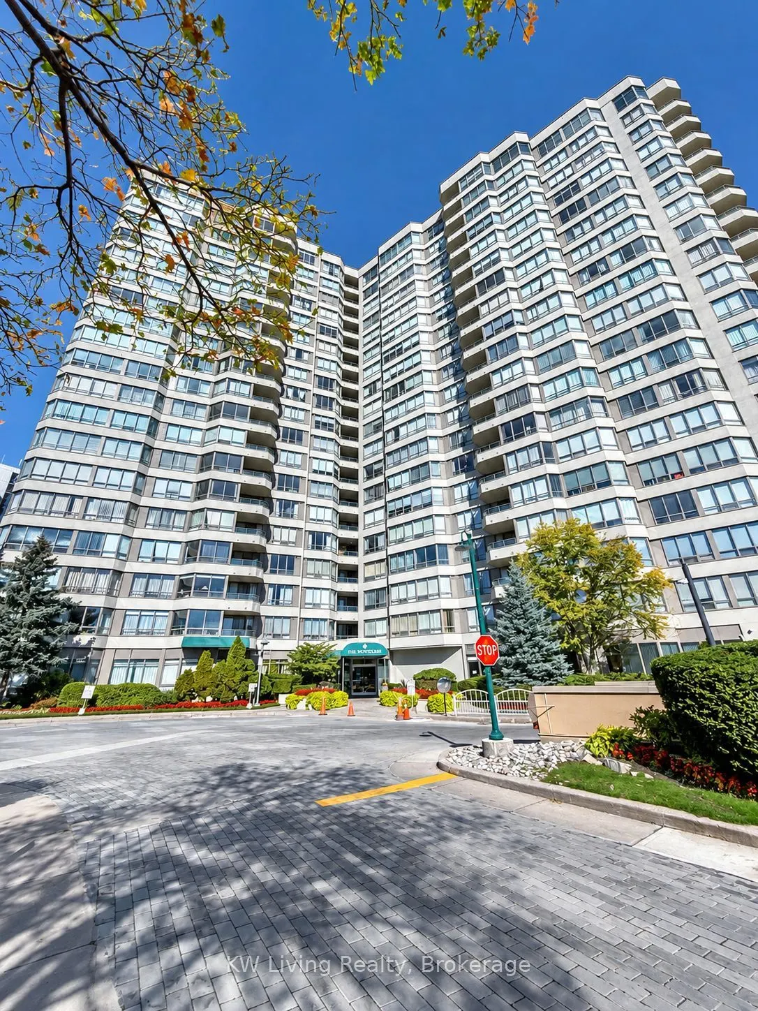 175 Bamburgh Circle #818