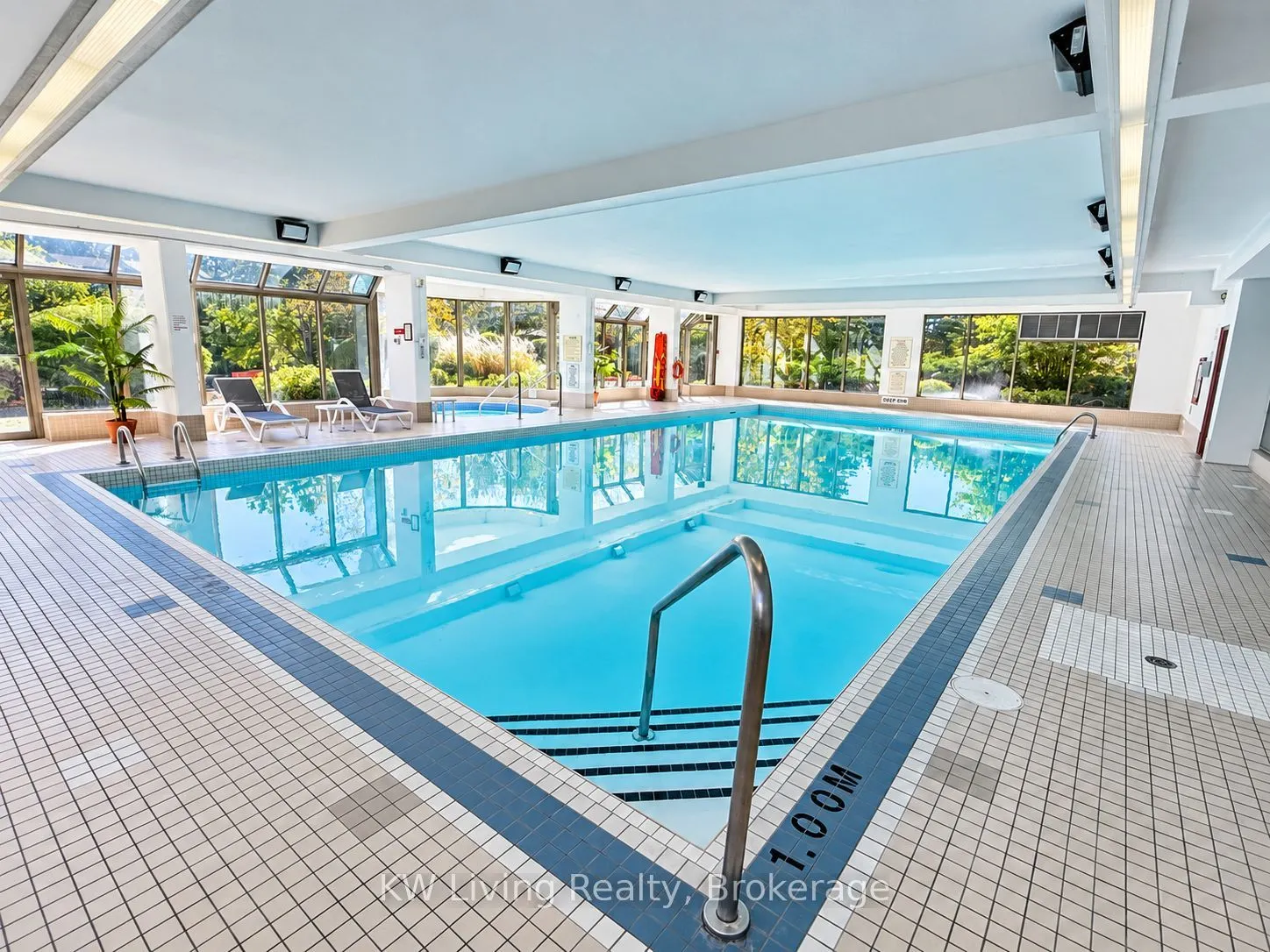 175 Bamburgh Circle #818